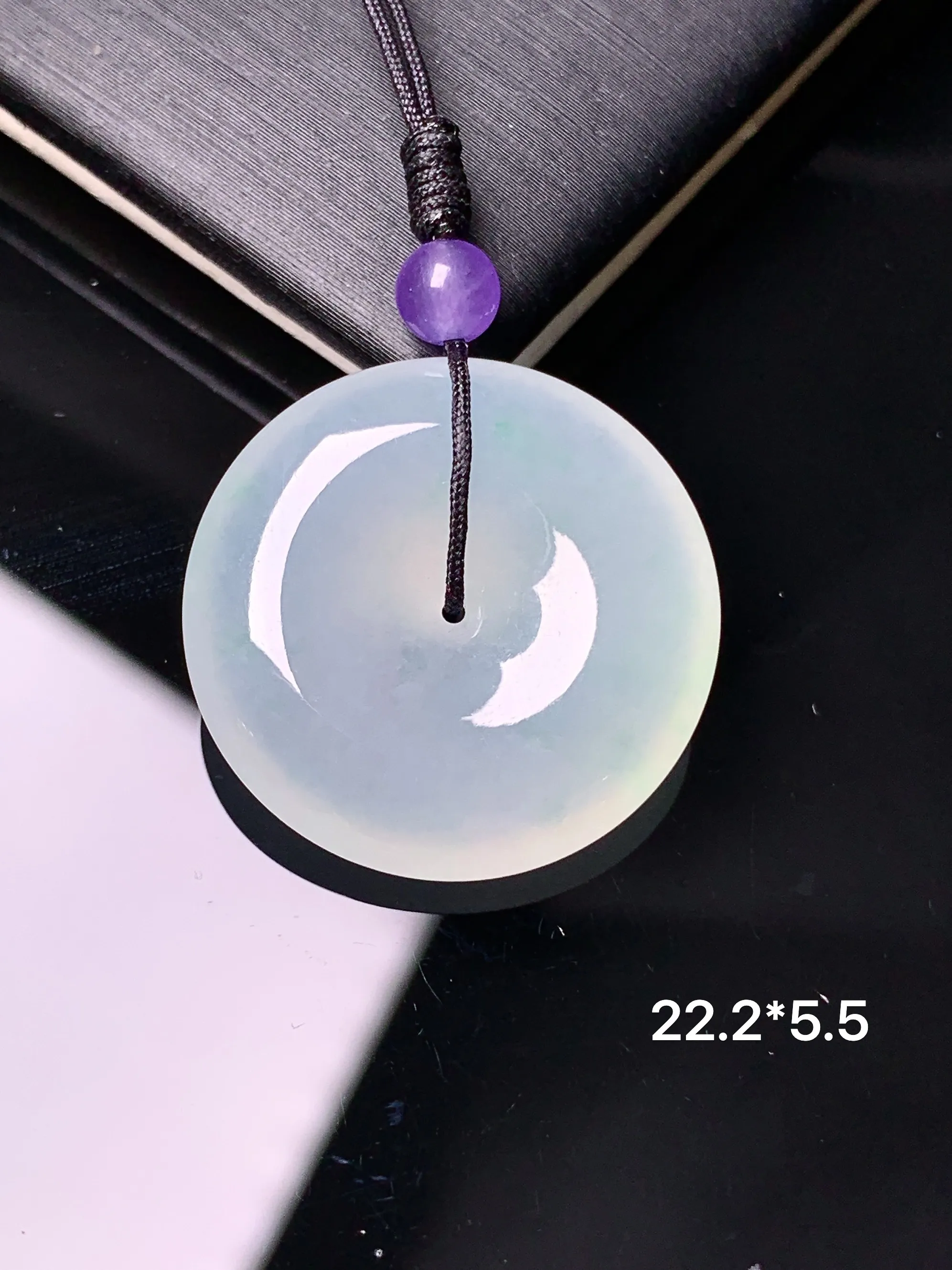 冰种平安扣吊坠 玉质细腻 色泽艳丽清新 整体尺寸22.2*5.5