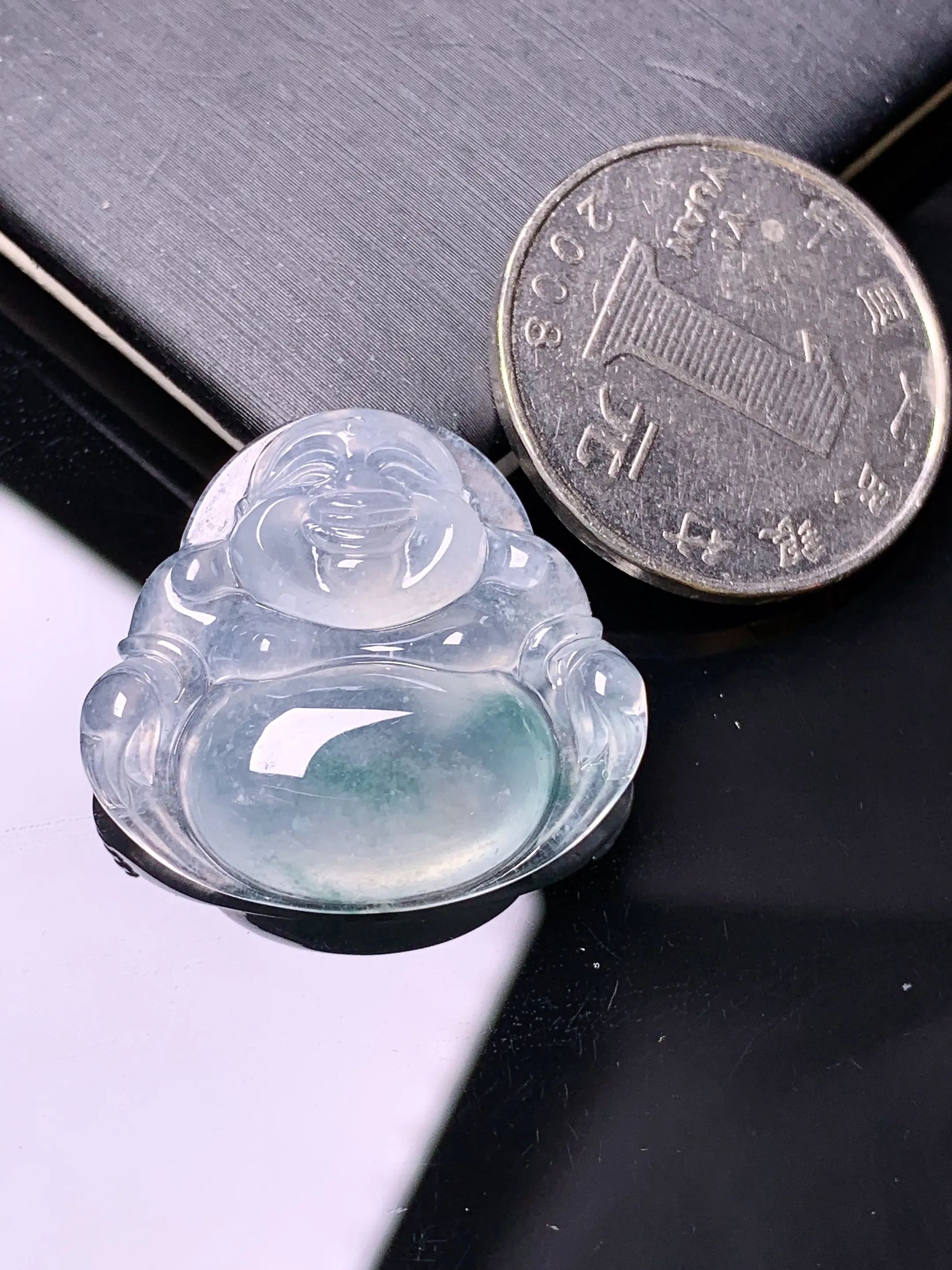 冰种佛公吊坠 玉质细腻 色泽艳丽清新 整体尺寸24.5*26.6*6.2