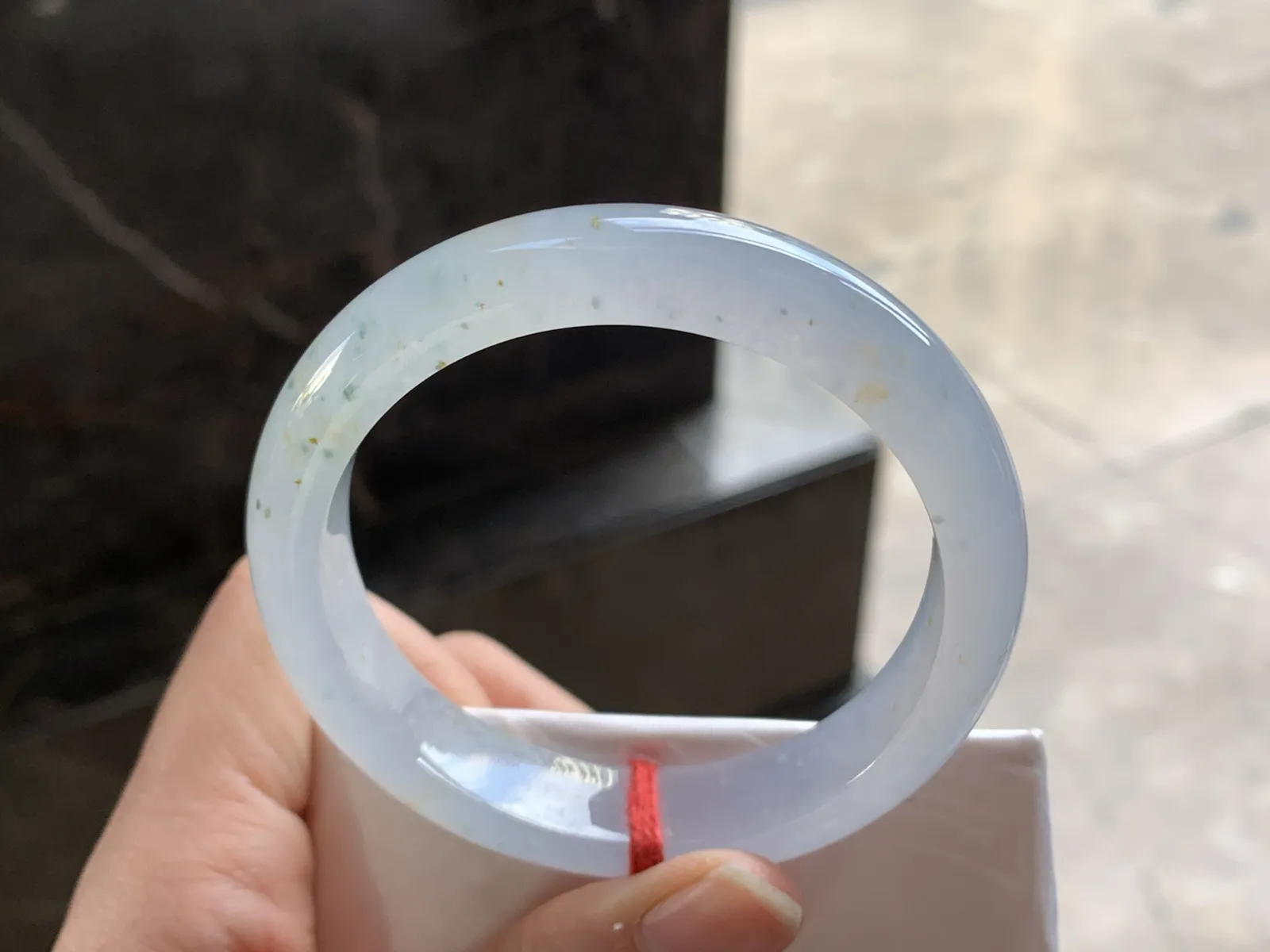 54-12.2-8

冰种手镯^_^清透白月光