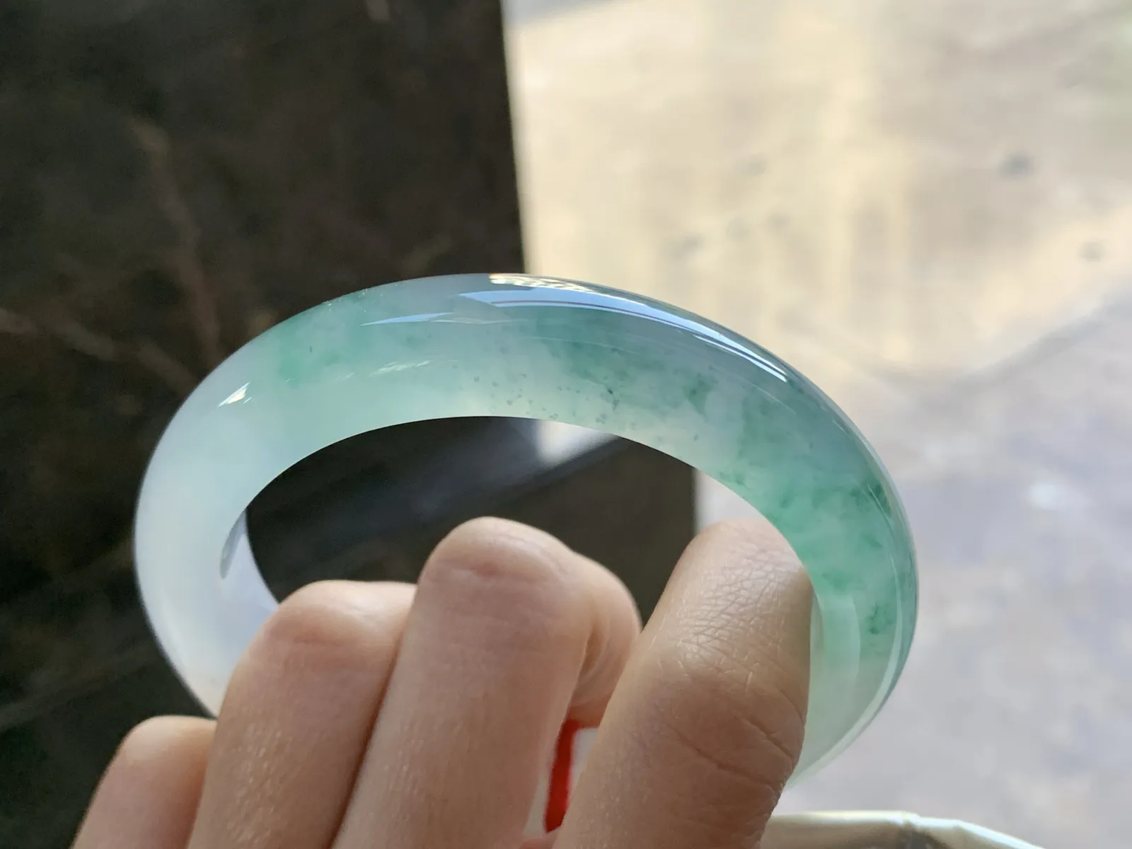 57.5-12.4-9.2

冰种飘花手镯^_^冰透