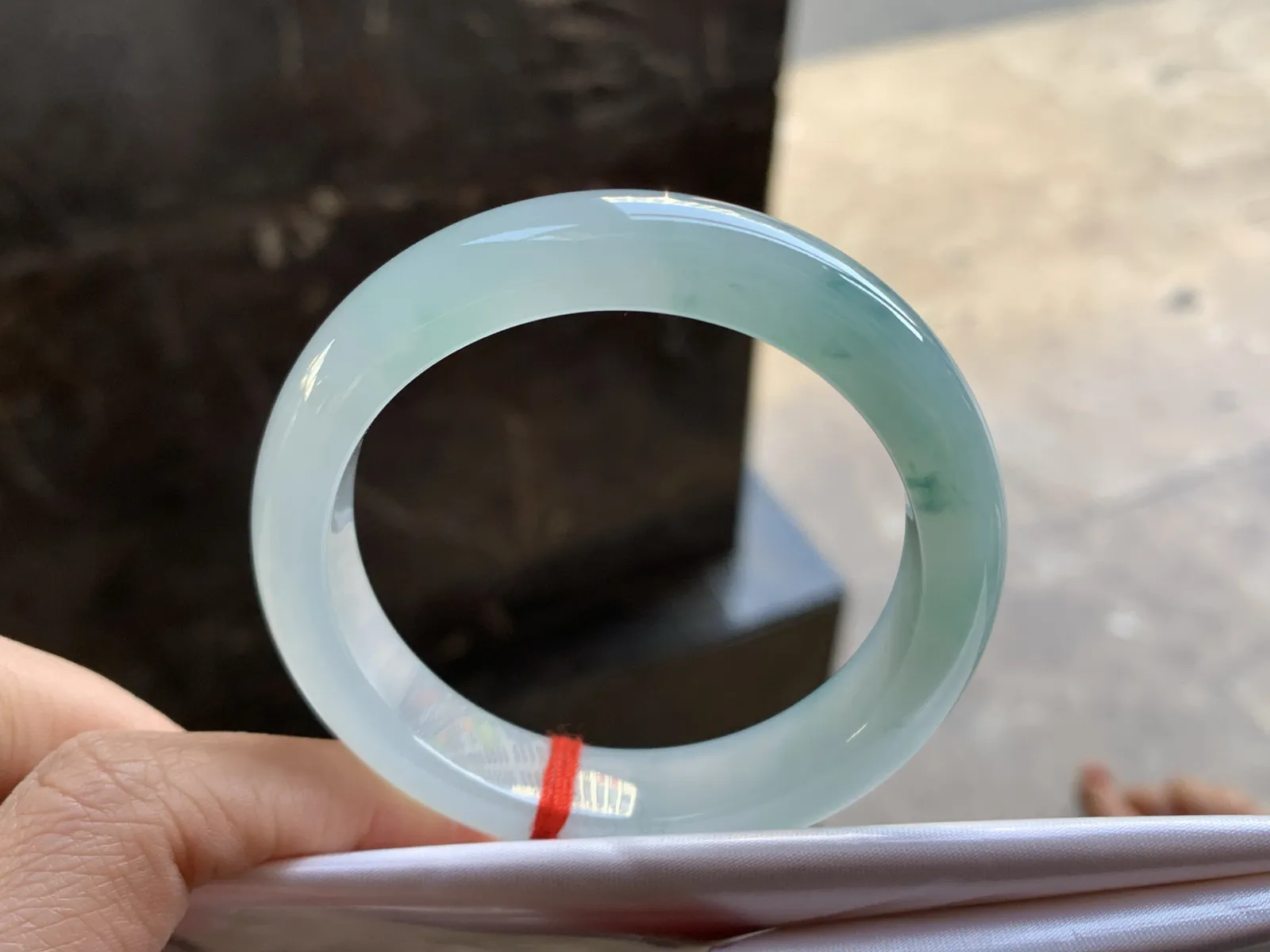 51-12-8

晴水手镯^_^清新细腻