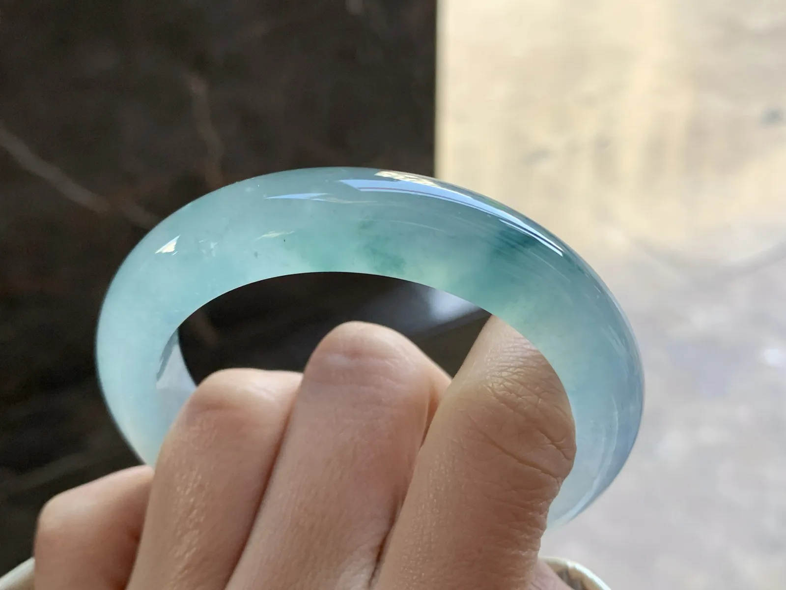 54-12.2-8

冰蓝花手镯^_^透亮