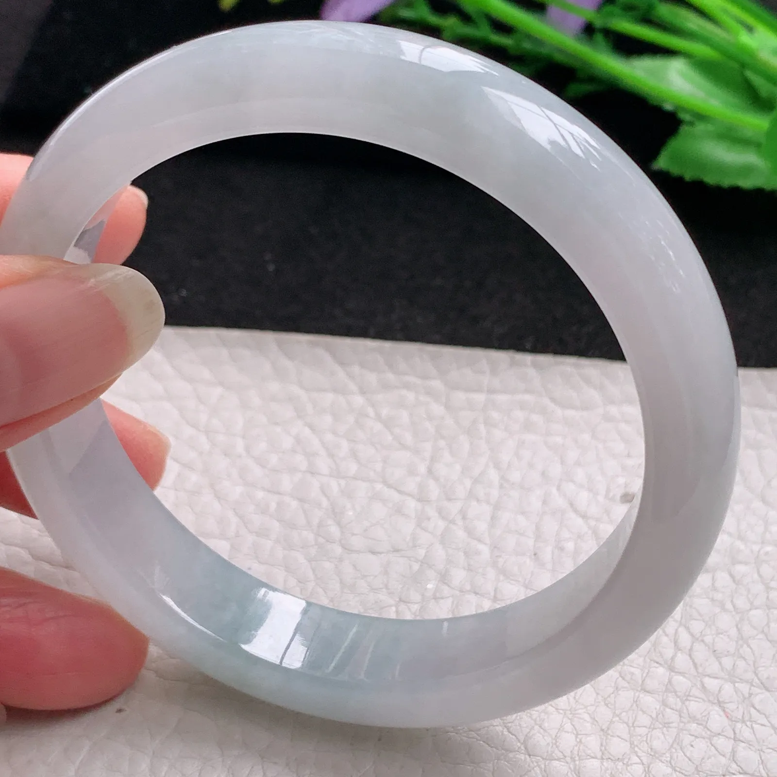 yh大圈口61*12.8*8.3平安镯 缅甸翡翠精美冰纯宽边玉手镯 玉手环