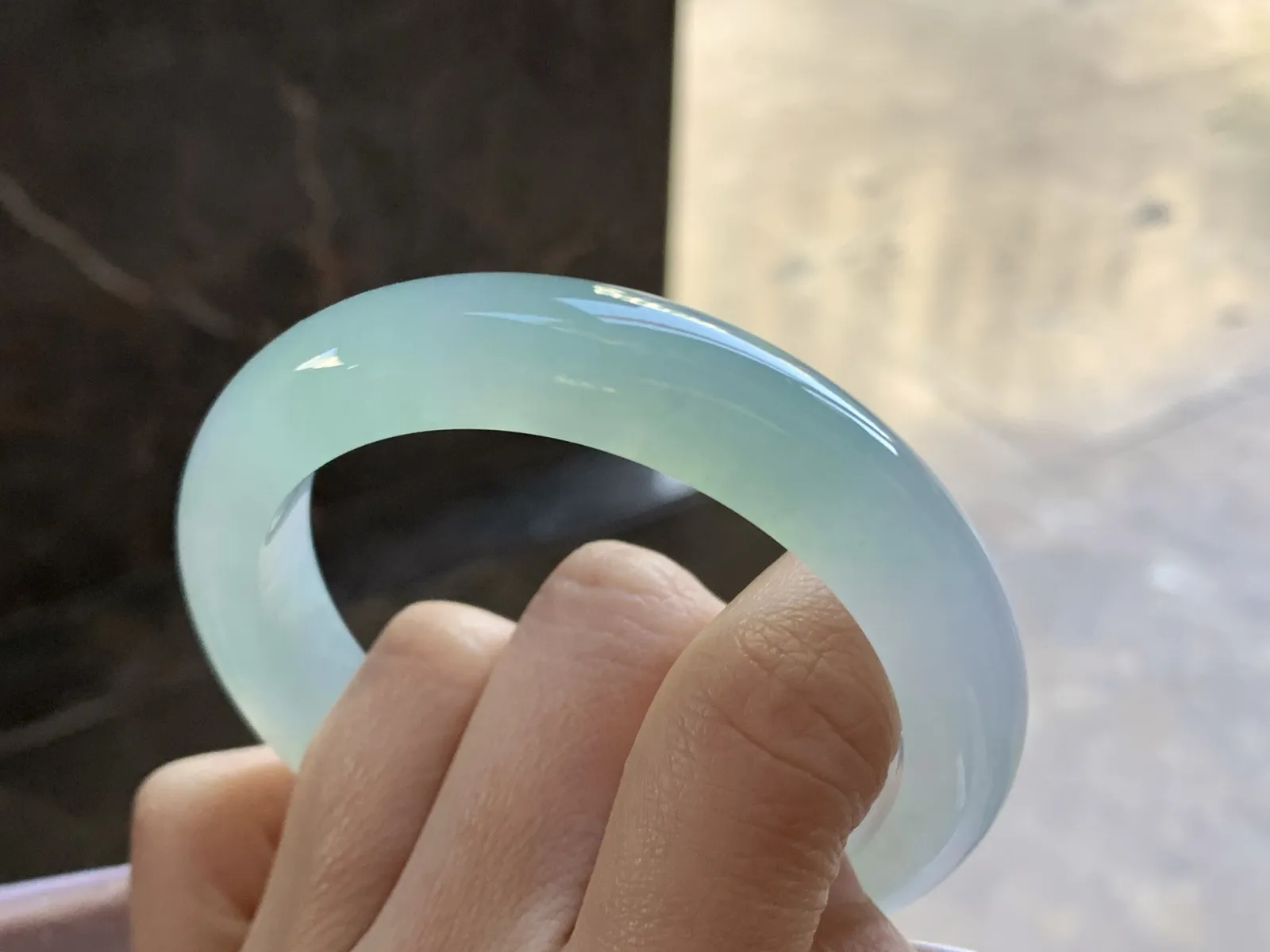 55.5-12-9.1

冰种淡春彩手镯^_^水润 清新