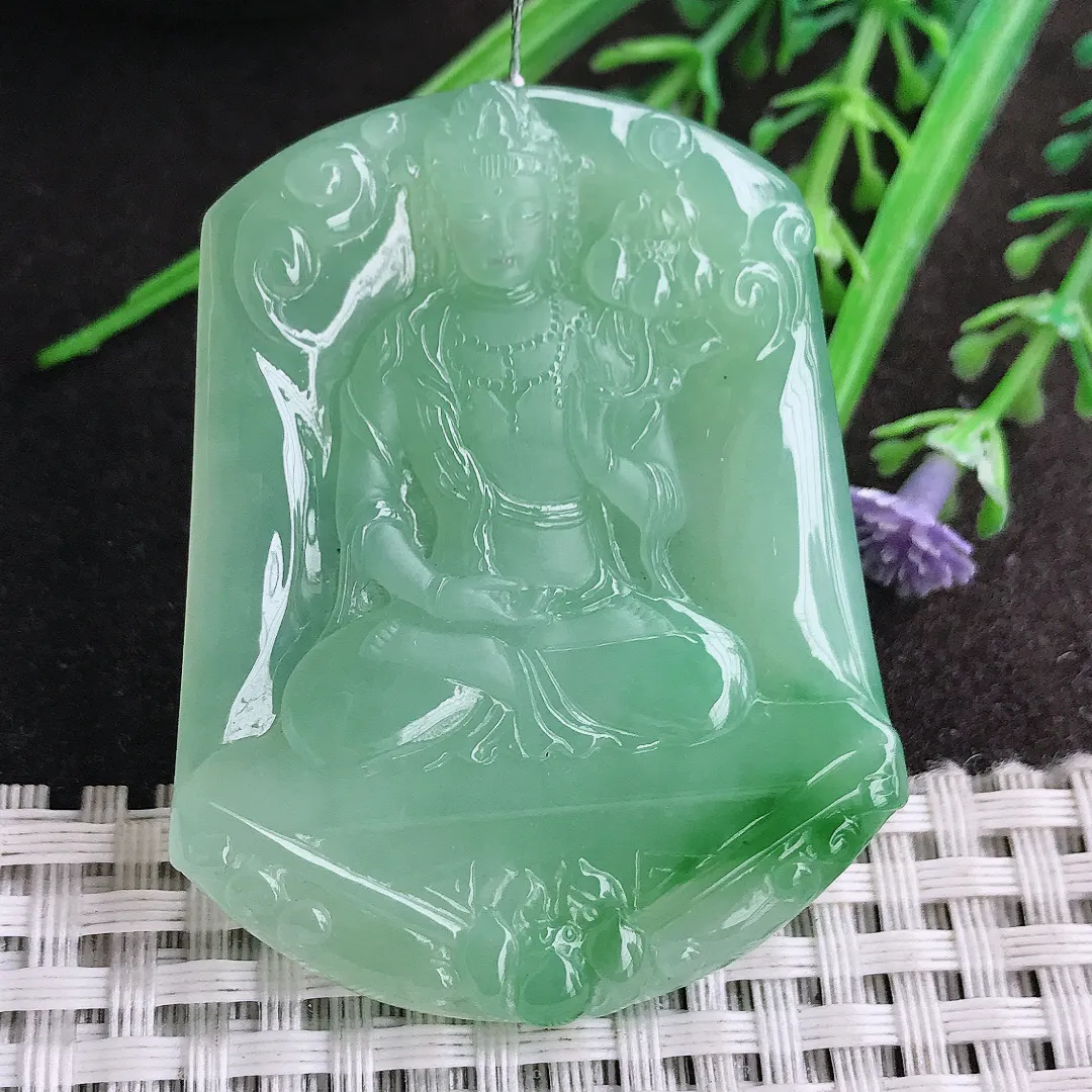 实拍A货翡翠51.7/42.2/5.8老坑冰胶水灵冰晴满甜绿大势至菩萨吊坠翡翠观音挂件