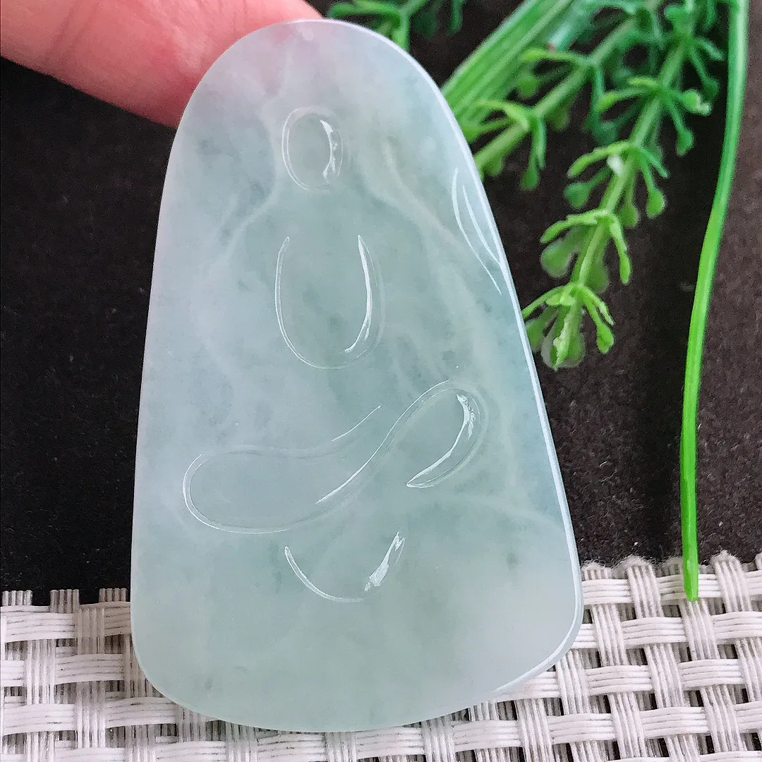 实拍A货翡翠61/38.5/4.3老坑秀气冰胶普贤菩萨吊坠翡翠挂件
