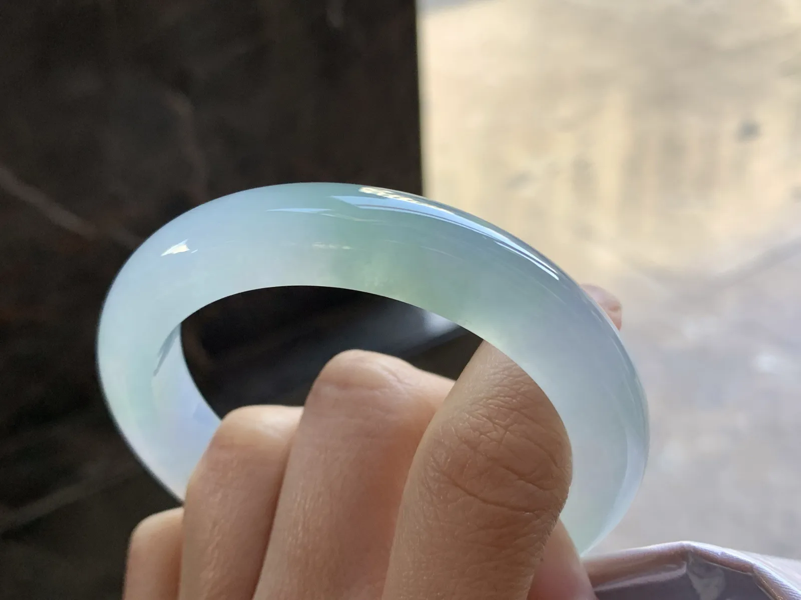 56-12.1-9.1

冰种淡春彩手镯^_^种水透亮