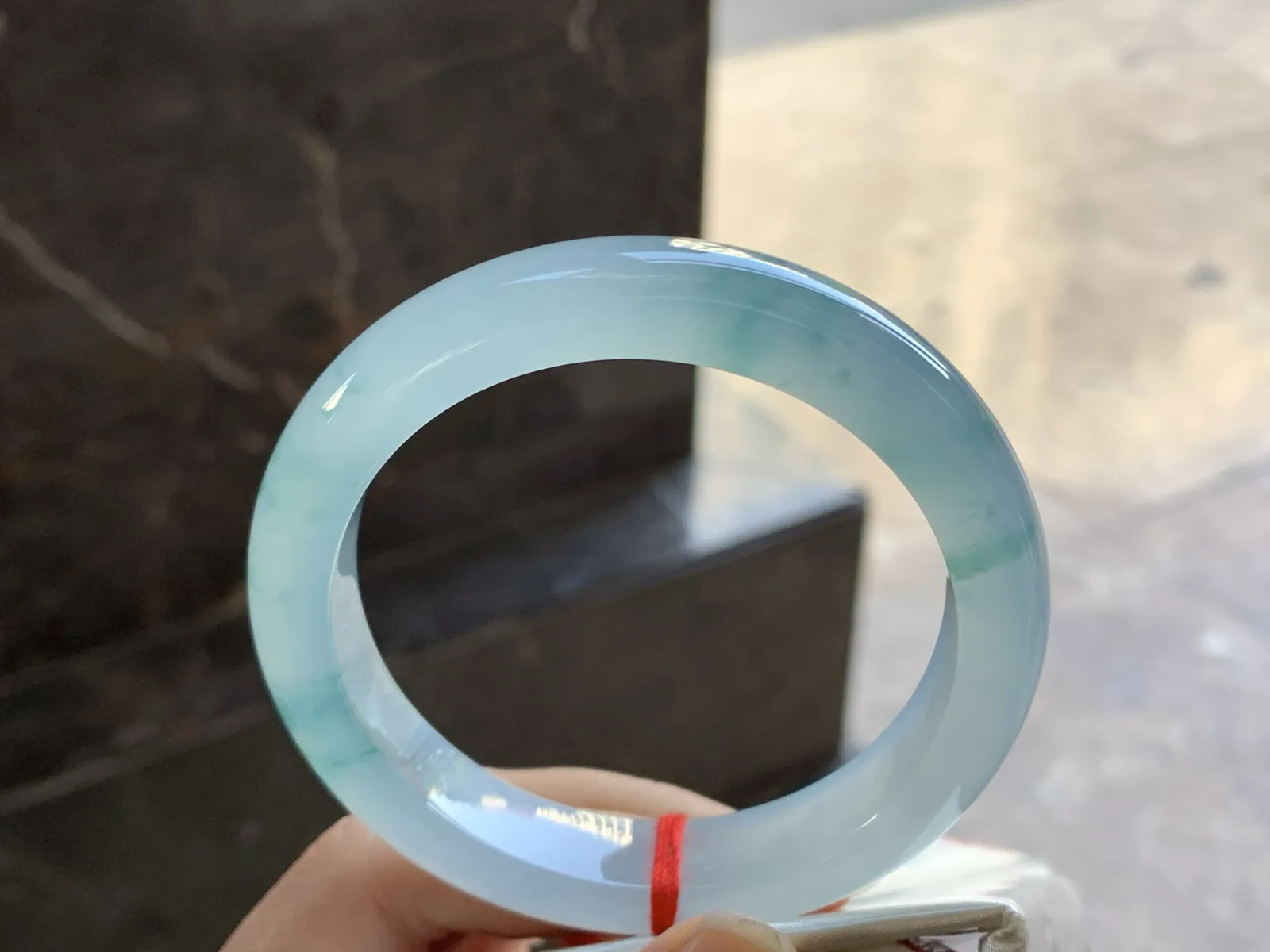 57.5-12.5-9

冰种蓝花手镯^_^清新