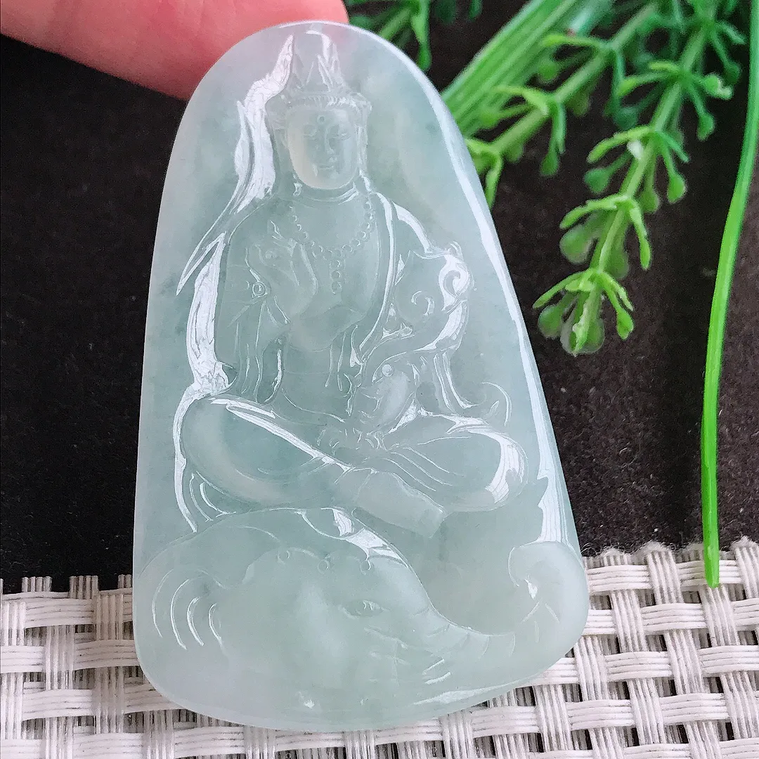 实拍A货翡翠61/38.5/4.3老坑秀气冰胶普贤菩萨吊坠翡翠挂件