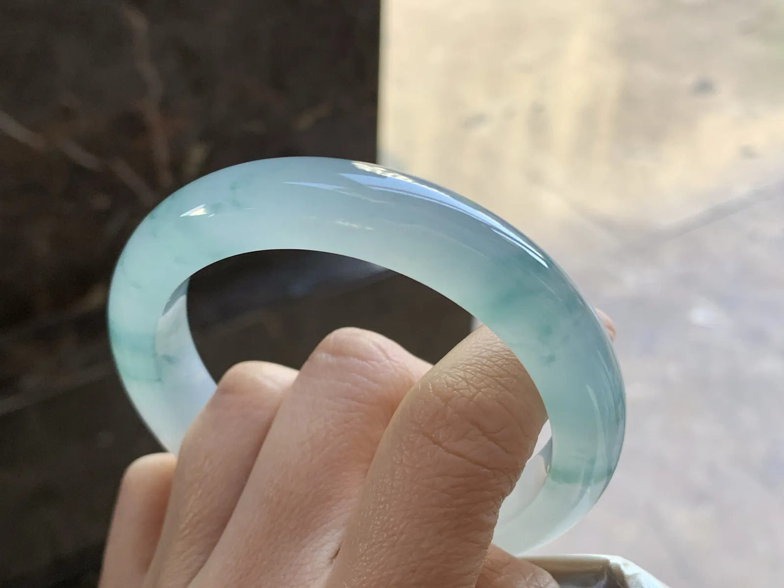 57.5-12.5-9

冰种蓝花手镯^_^清新