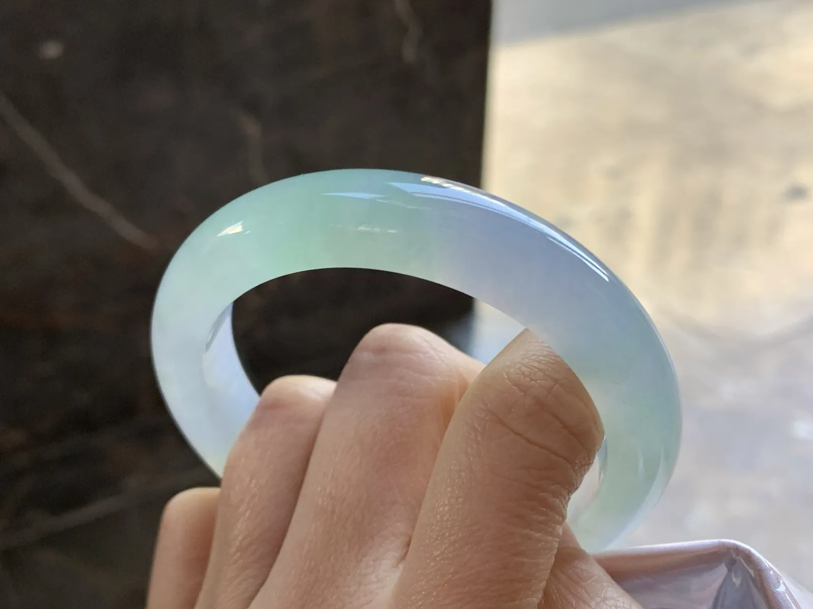 56-12.2-9

冰种淡春彩手镯^_^清新