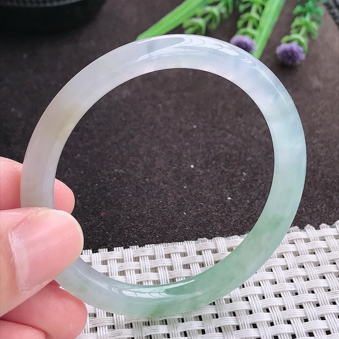 实拍A货翡翠52/6.9/7.2老坑冰胶果冻冰晴圆条手镯宽边翡翠玉镯女款