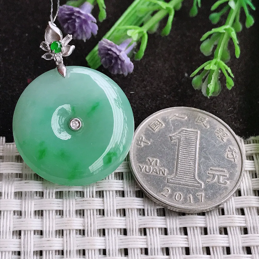 实拍A货翡翠25/6.1老坑18k金镶嵌冰润飘阳绿平安扣吊坠翡翠挂件