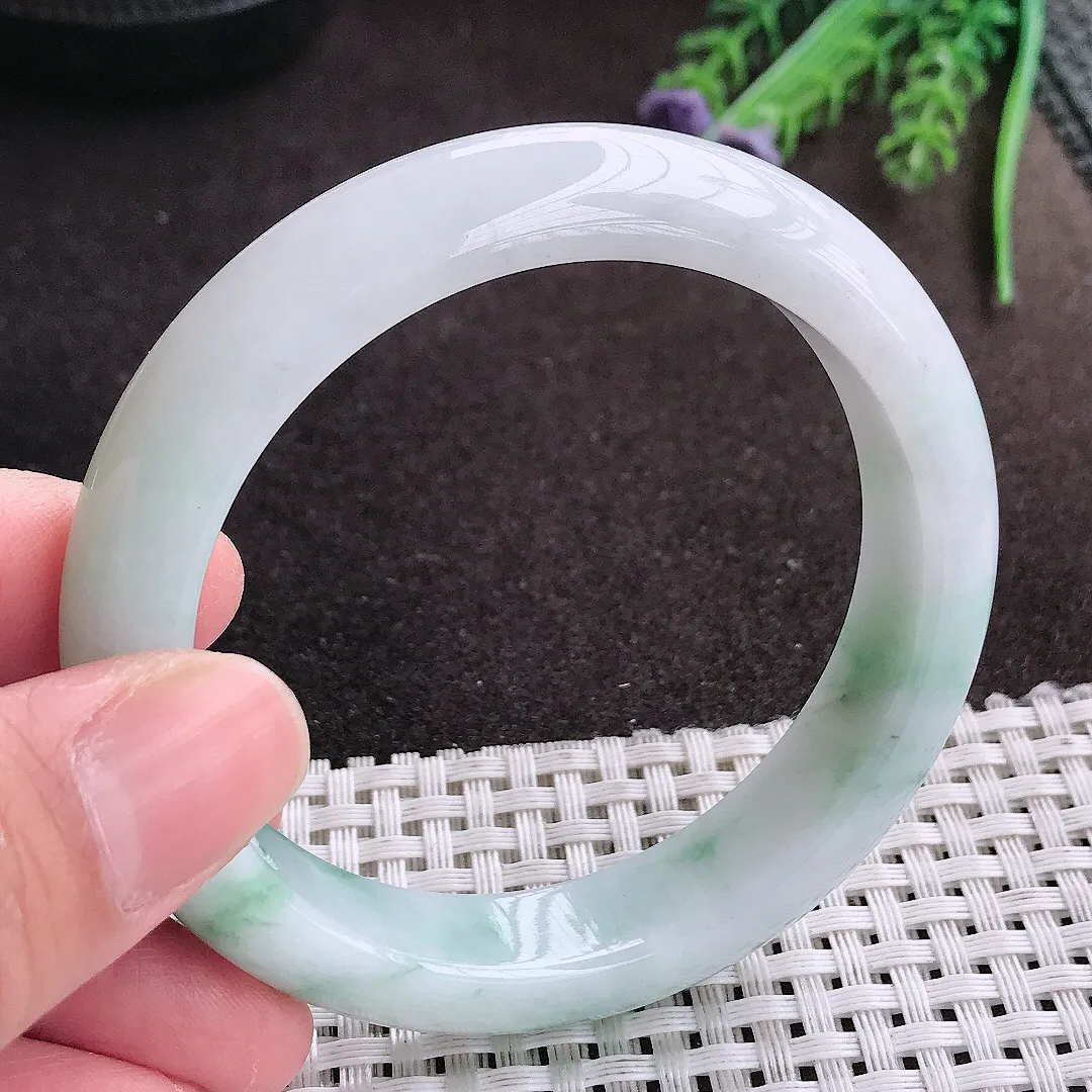实拍A货翡翠55.5/12.5/8.5老坑秀气冰润飘花手镯宽边翡翠玉镯女款