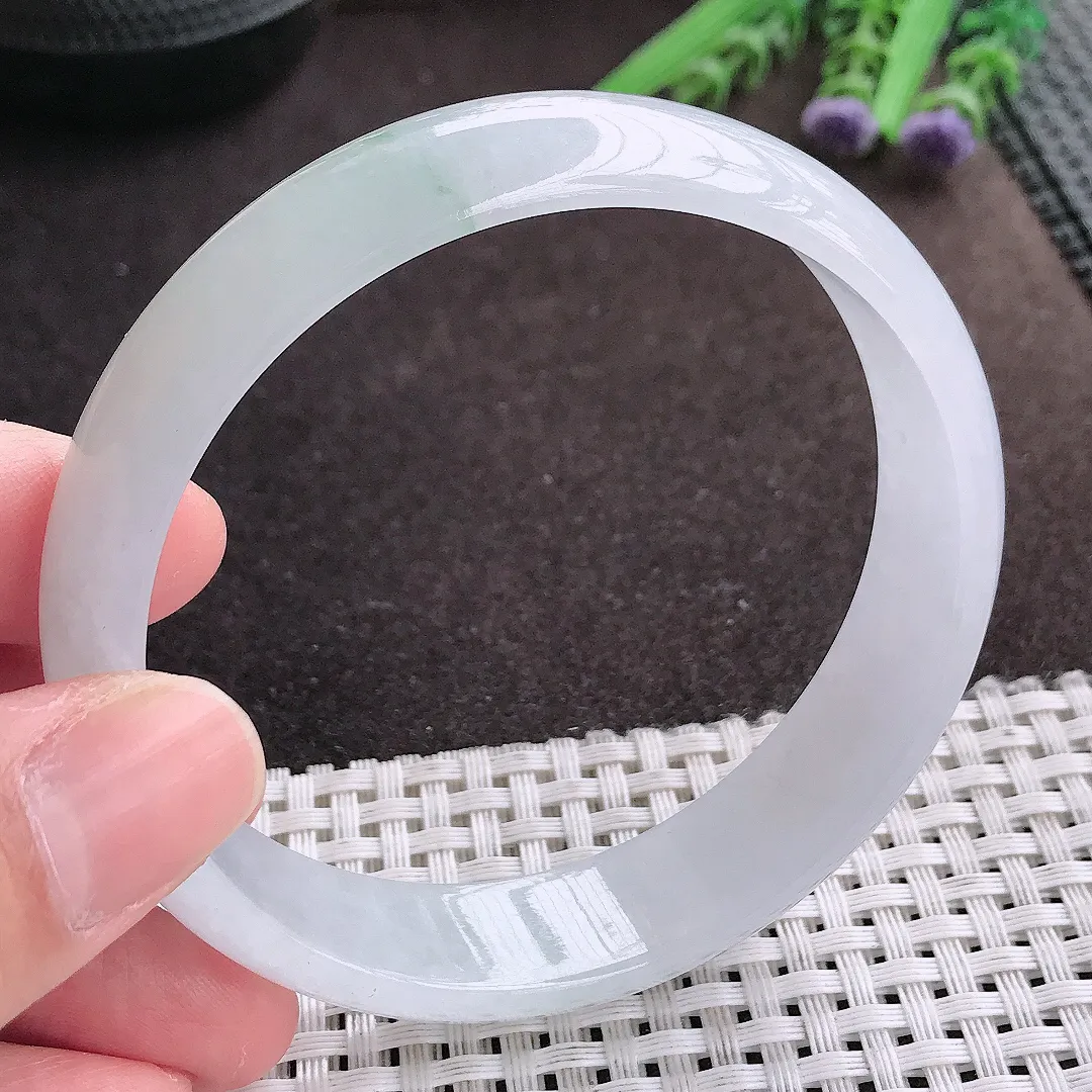 实拍A货翡翠62.5/14.9/6大圈口老坑冰润起胶飘花手镯宽边翡翠玉镯女款