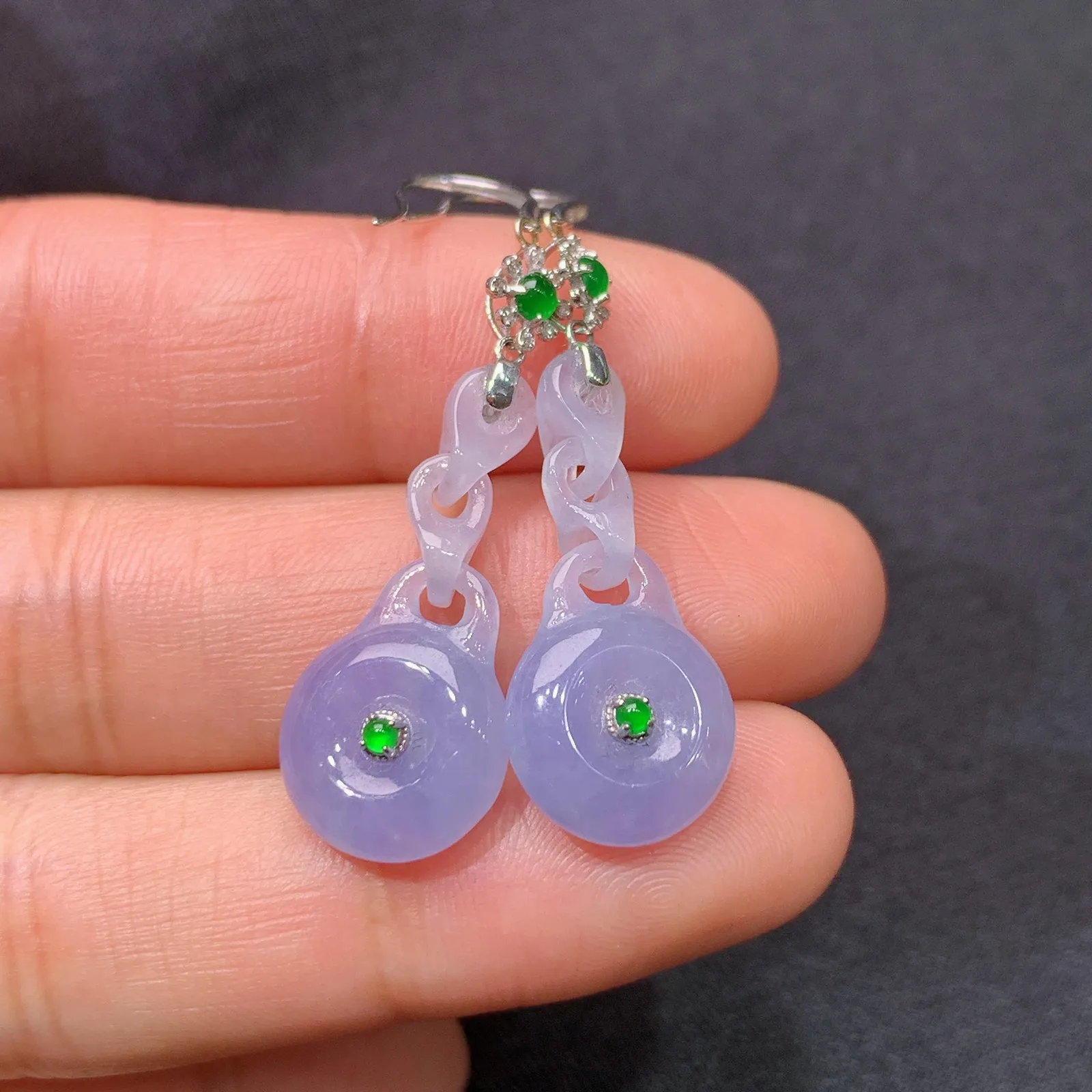 紫罗兰平安扣耳坠，18k金镶嵌，温润细腻，颜色鲜艳，Ls 尺寸24.4*11.2*4