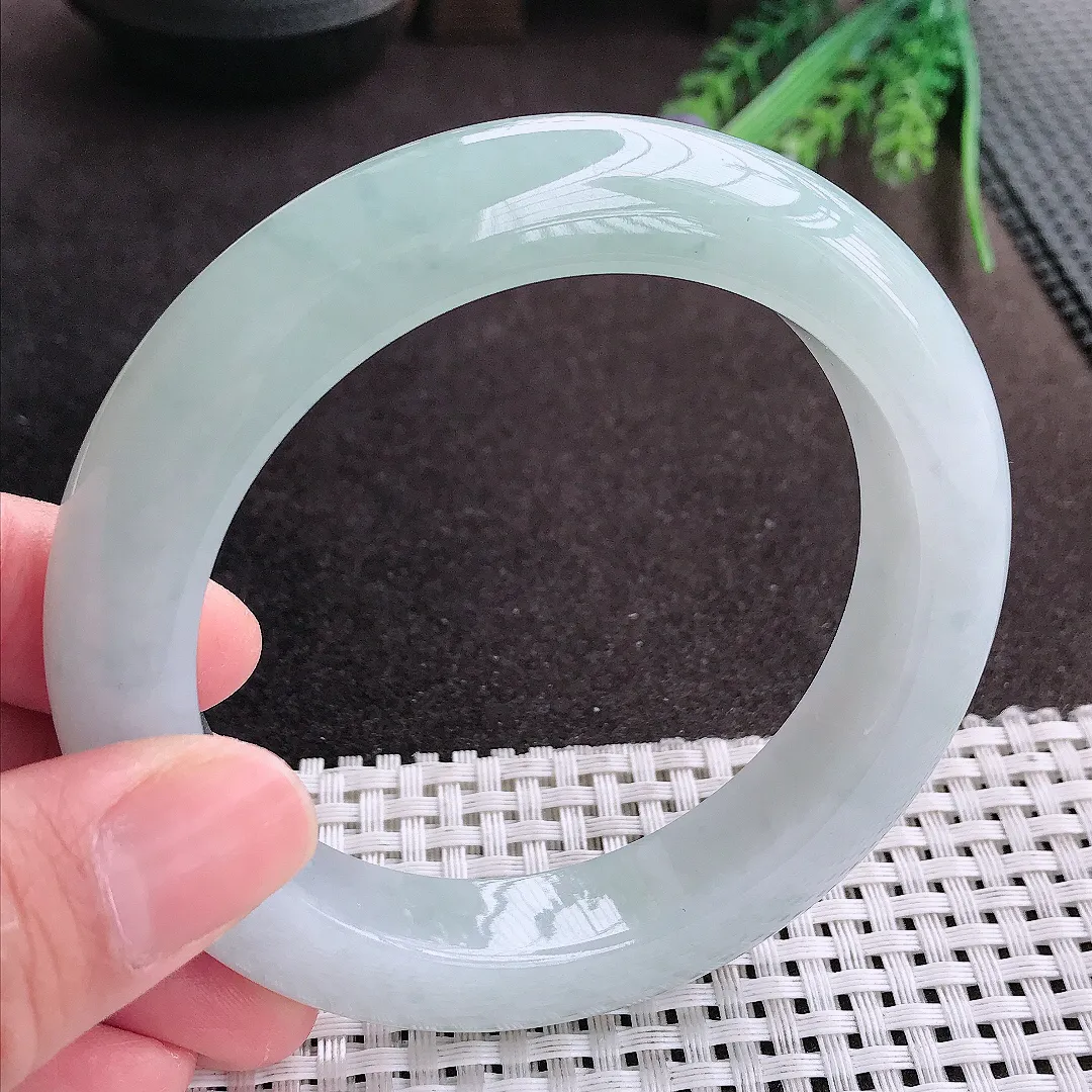 实拍A货翡翠60.5/13/10.8大圈口老坑冰润起胶冰晴厚装手镯宽边翡翠玉镯女款