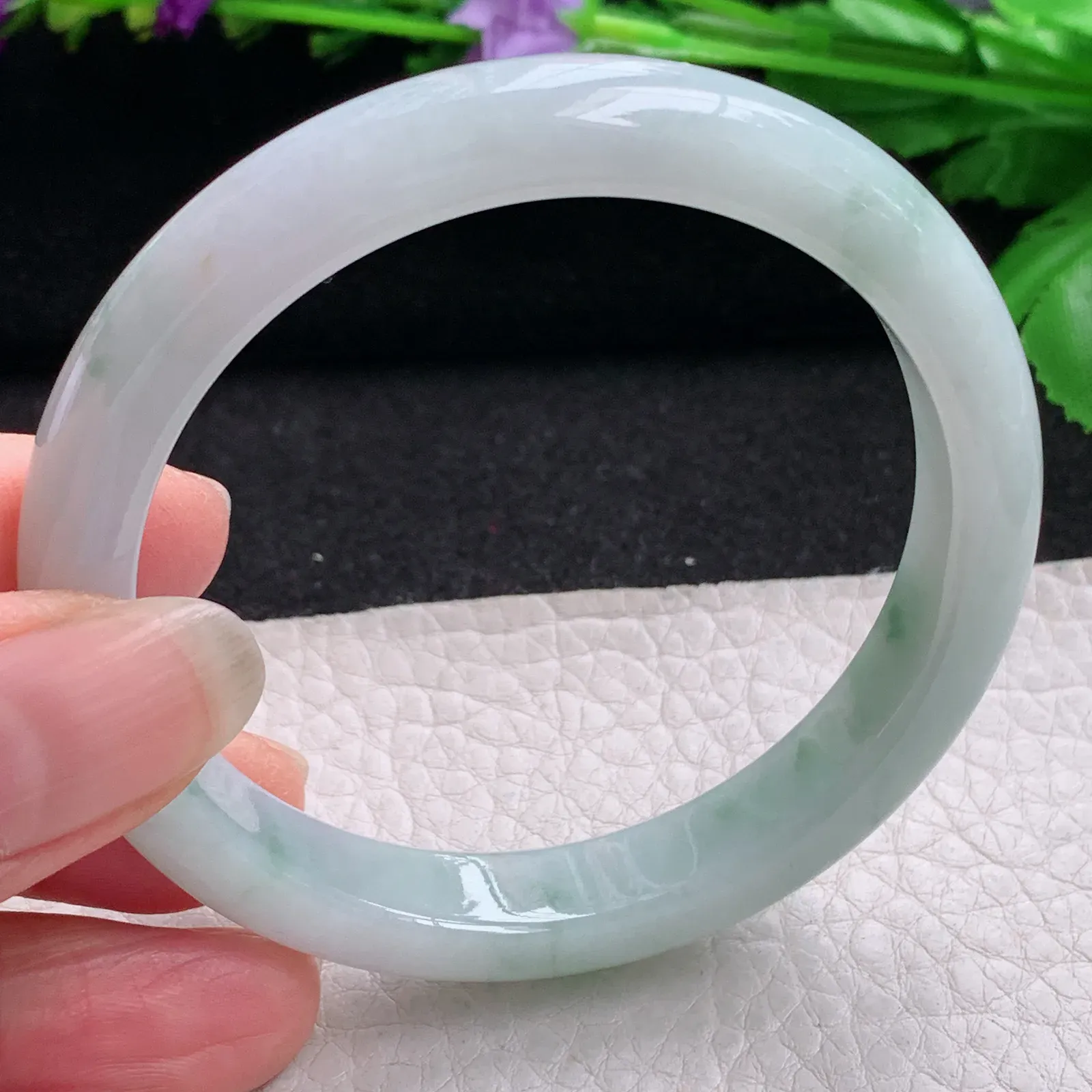 xx实拍55*10*7.4平安镯 缅甸翡翠精美冰飘花宽边玉手镯 玉手环