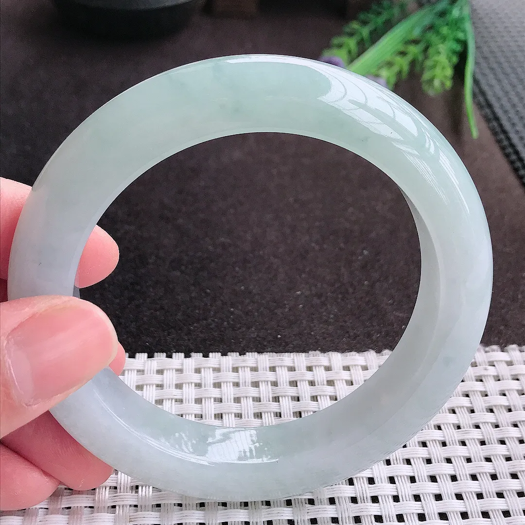 实拍A货翡翠60.5/13/10.8大圈口老坑冰润起胶冰晴厚装手镯宽边翡翠玉镯女款