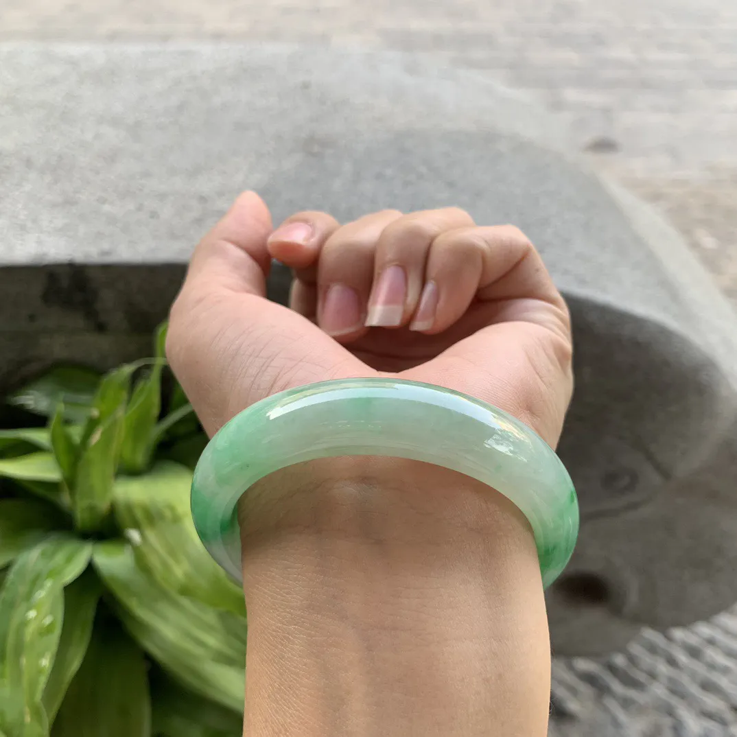 圈口54.2-12.8-7.9 【飘辣绿正圈手镯】正圈54 55可戴