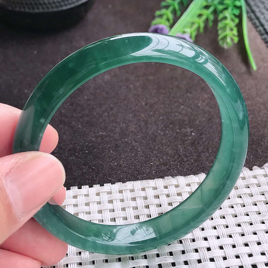 实拍A货翡翠57.5/10.9/3.8老坑冰胶水灵满色蓝韵手镯宽边翡翠玉镯女款