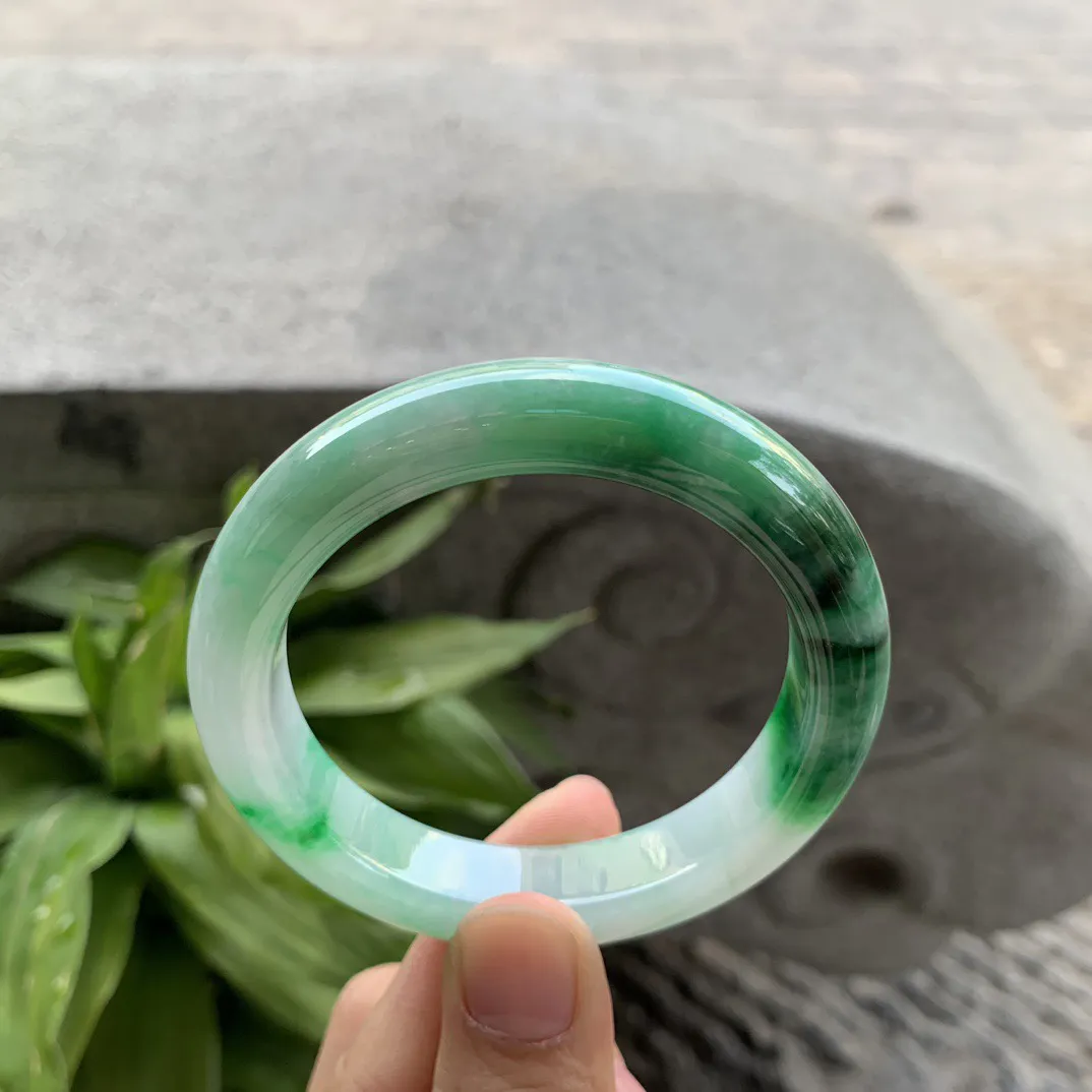 小圈口53.5-11.4-8.9 【辣阳绿正圈手镯】正圈53 54可戴