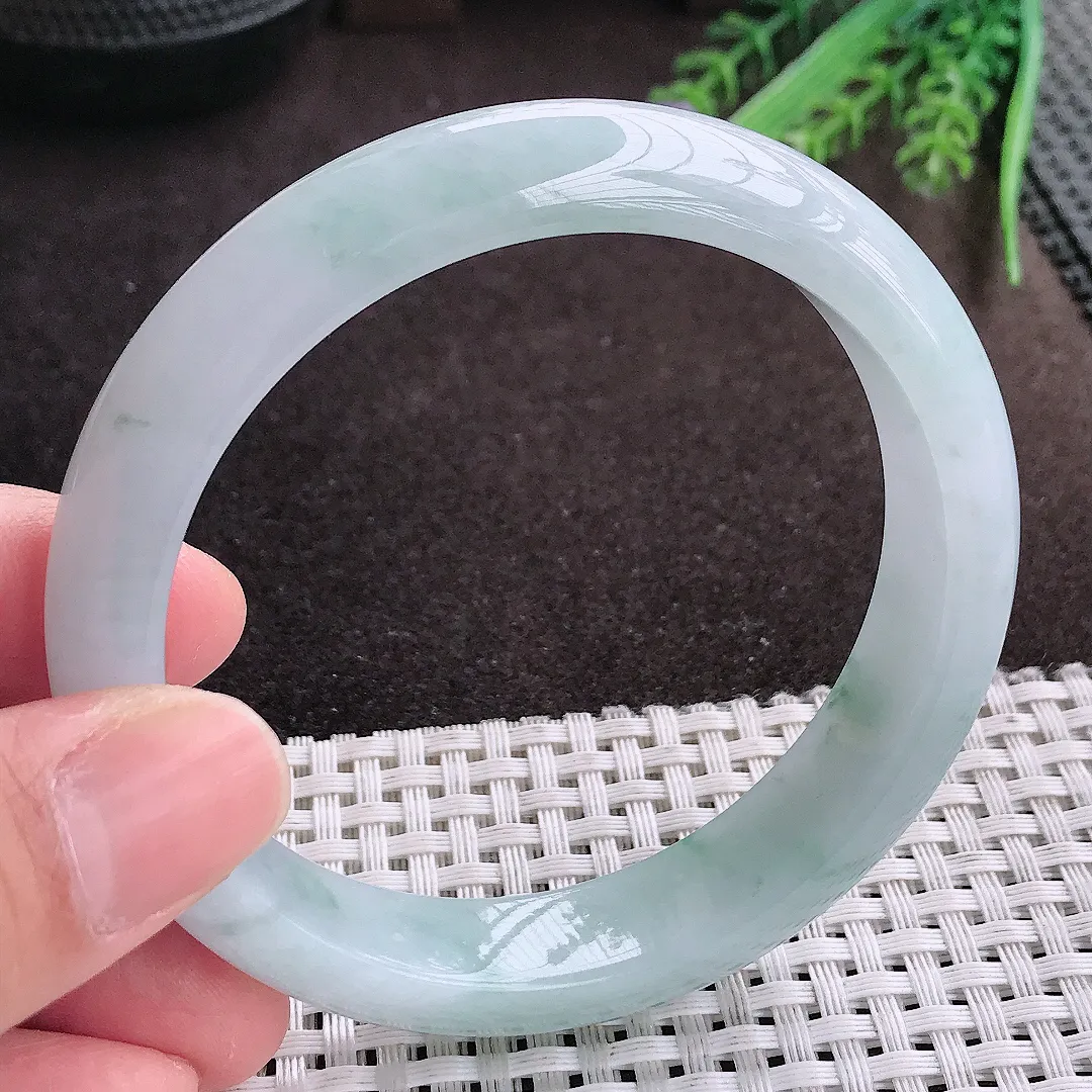 实拍A货翡翠60/13.6/8.3老坑冰润起胶飘花手镯宽边翡翠玉镯女款