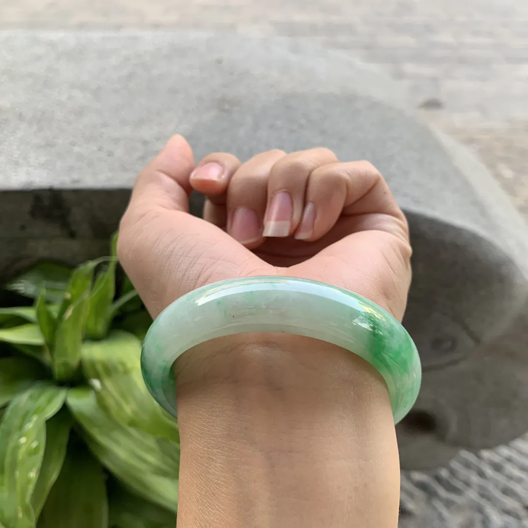 圈口54.2-12.8-7.9 【飘辣绿正圈手镯】正圈54 55可戴