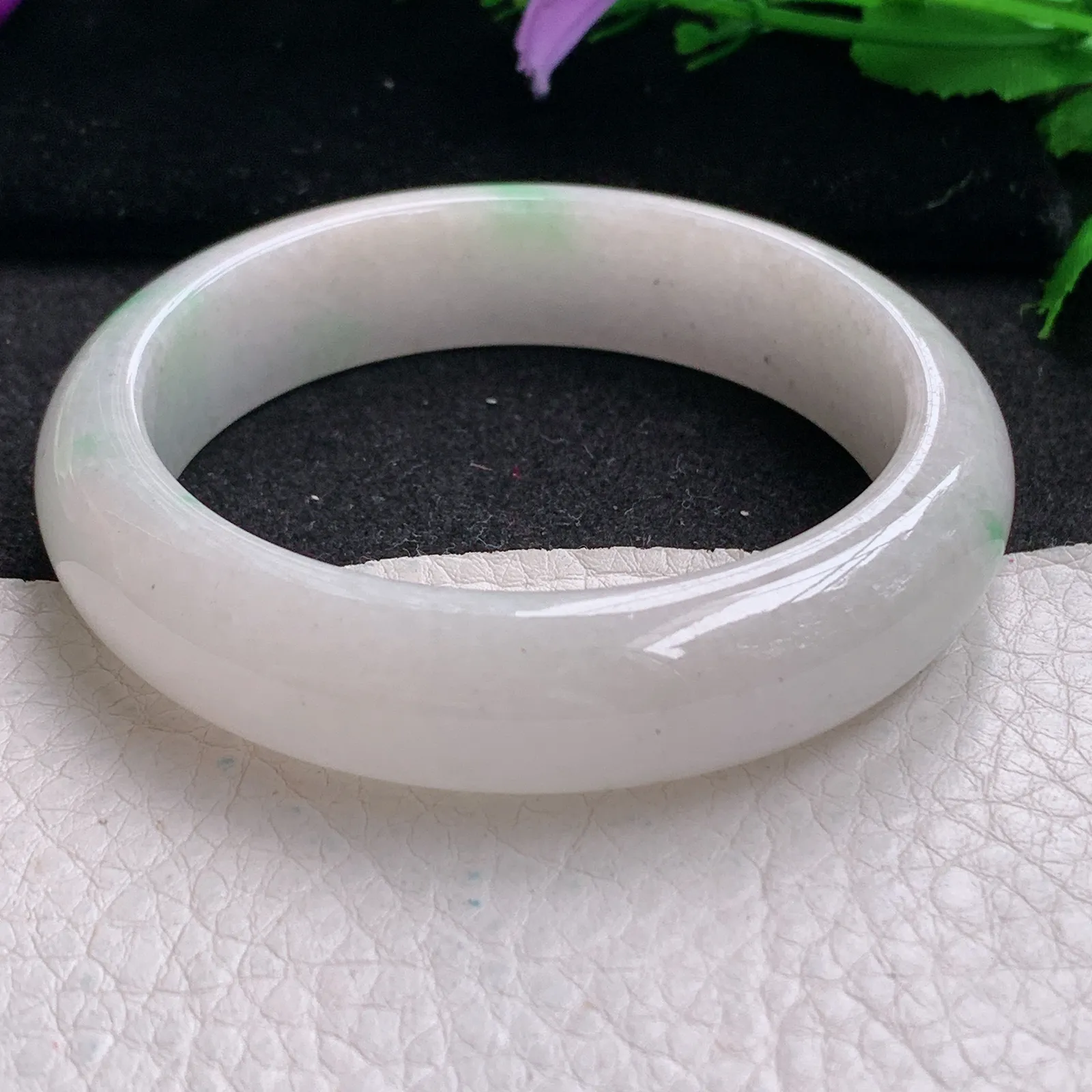 ee实拍55*14*8.5平安镯 缅甸翡翠精美飘绿宽边玉手镯 玉手环