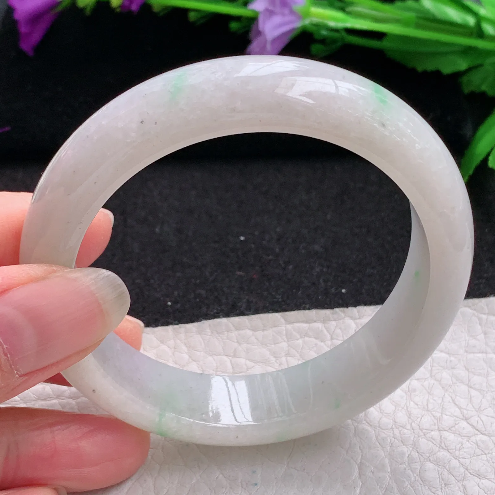 ee实拍55*14*8.5平安镯 缅甸翡翠精美飘绿宽边玉手镯 玉手环