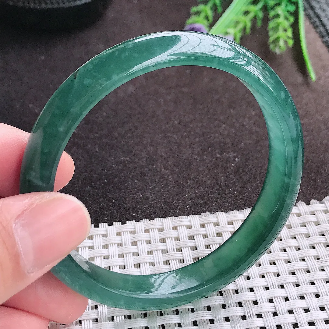 实拍A货翡翠57.5/10.9/3.8老坑冰胶水灵满色蓝韵手镯宽边翡翠玉镯女款