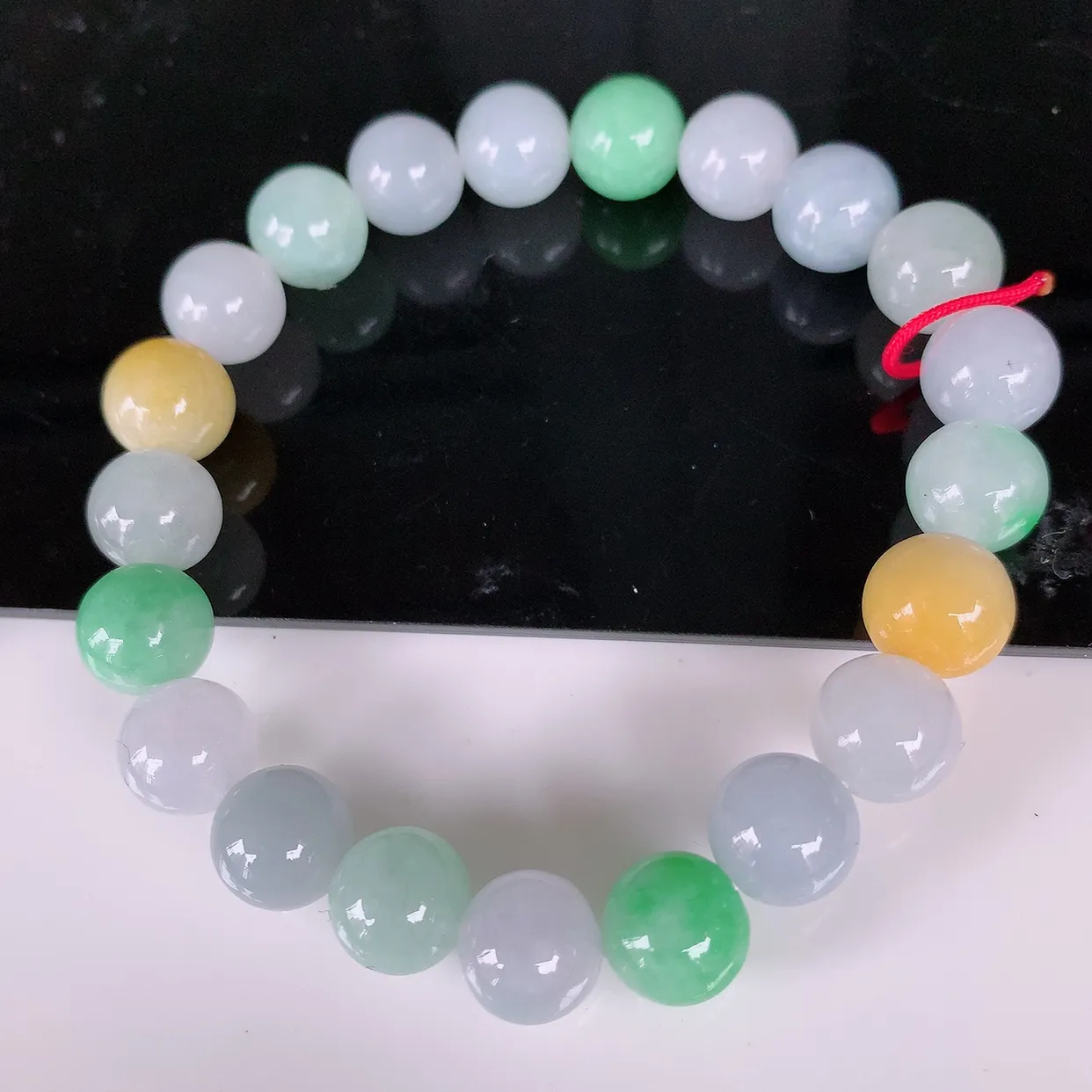 自然光实拍，冰润多宝翡翠手链，多彩翡翠手串，颜色丰富，料子细腻，高档大气，自戴送礼佳品！#46.19取一尺寸9.5