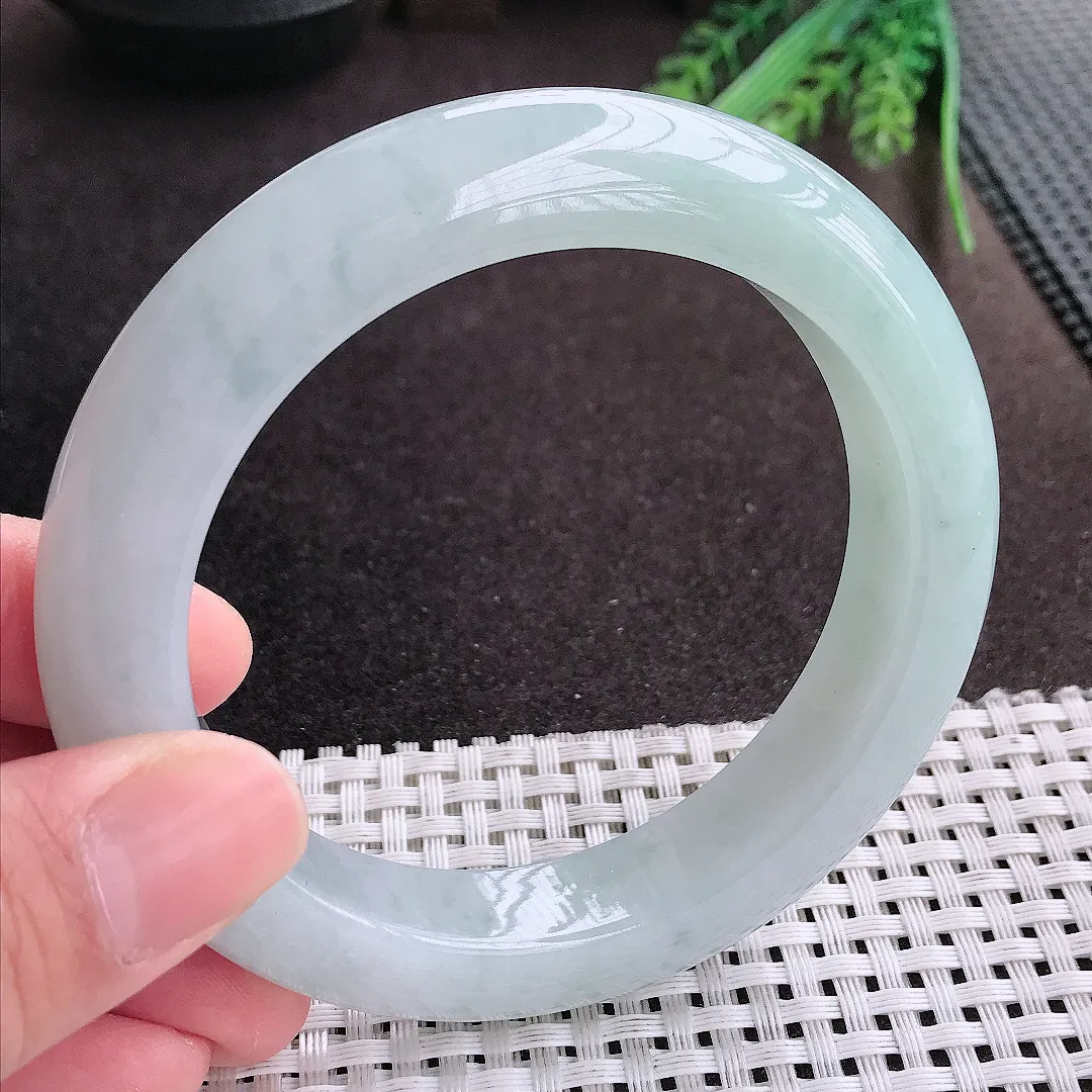 实拍A货翡翠60.5/13/10.8大圈口老坑冰润起胶冰晴厚装手镯宽边翡翠玉镯女款