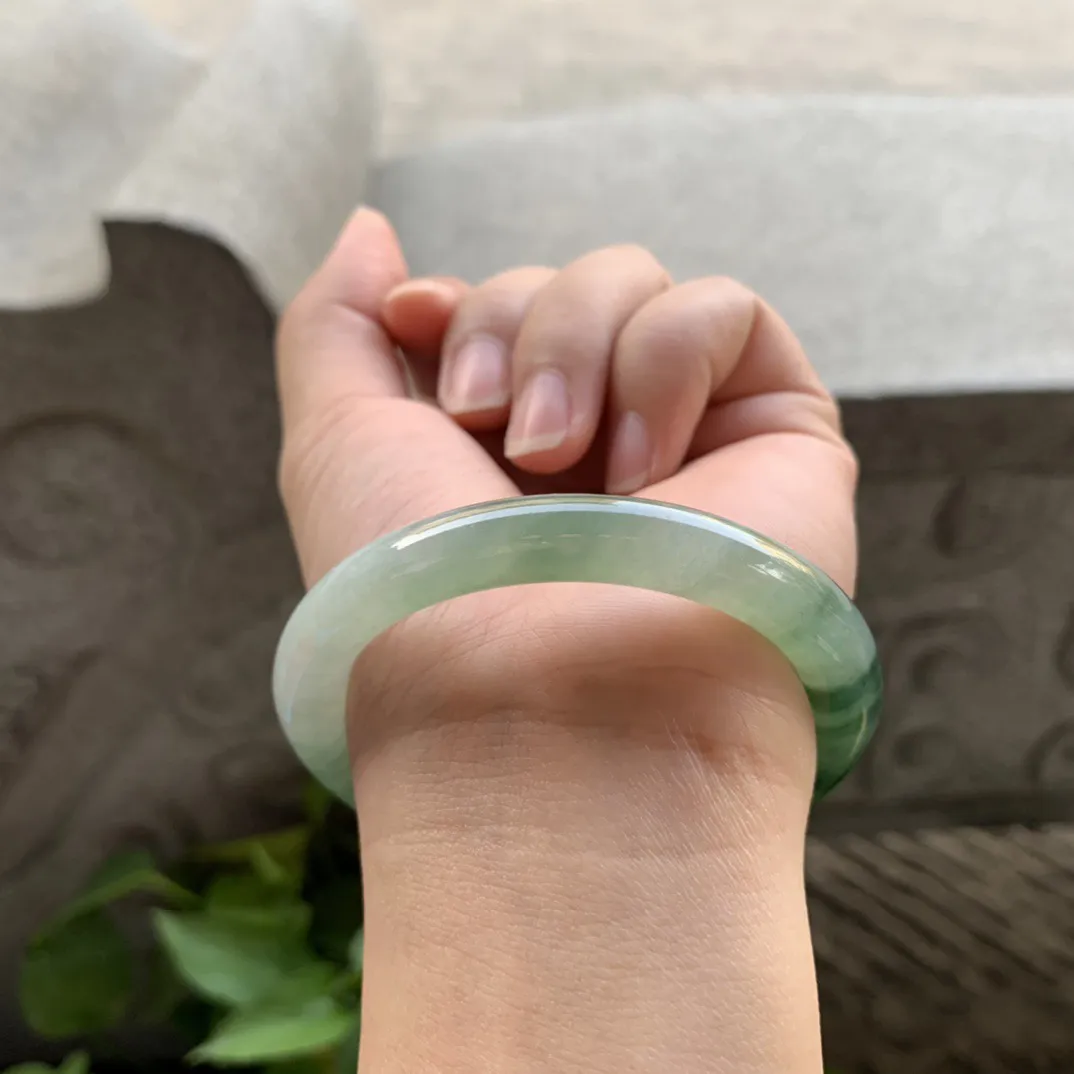 小圈口52.8-8.9 【油绿圆条手镯】圆条52 53可戴