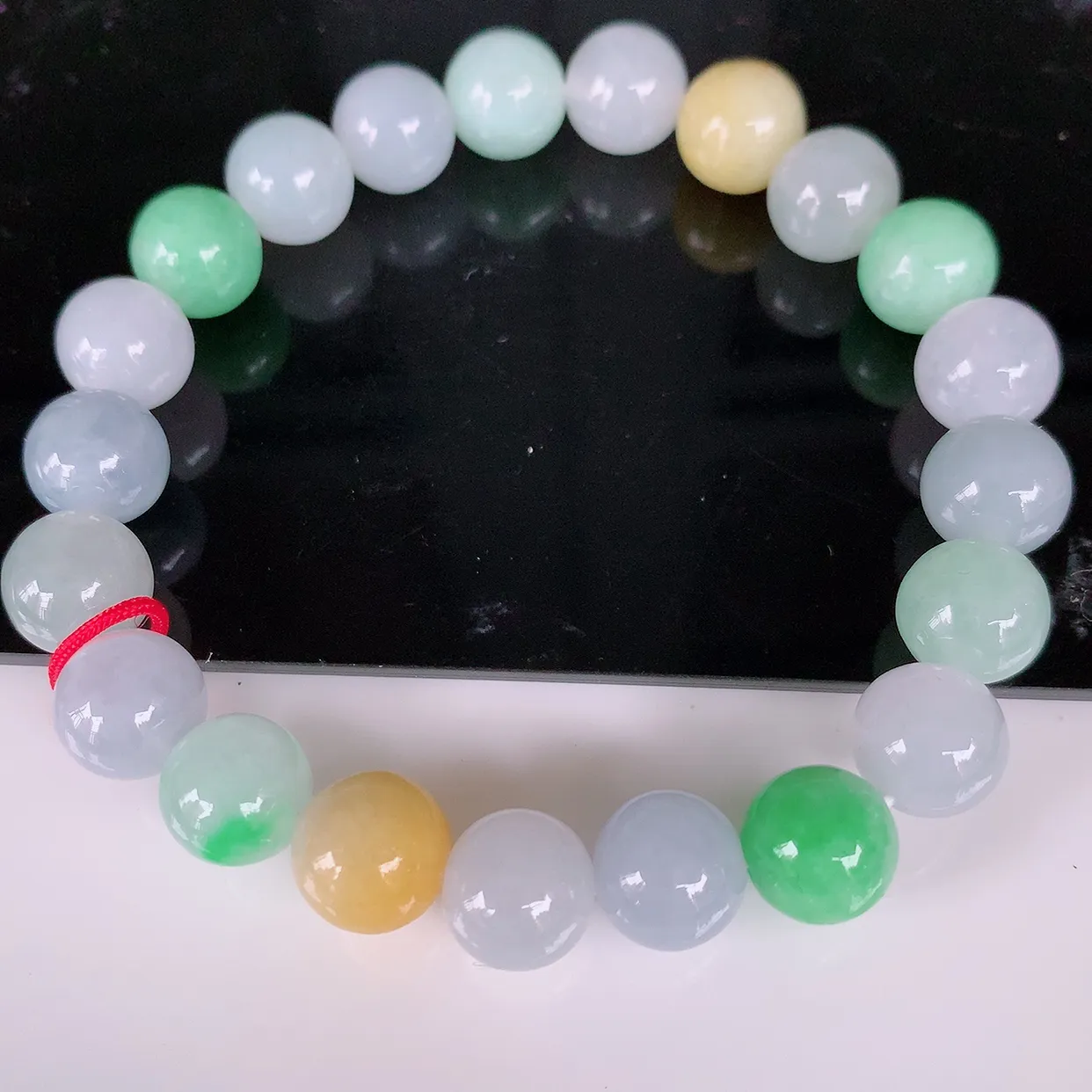 自然光实拍，冰润多宝翡翠手链，多彩翡翠手串，颜色丰富，料子细腻，高档大气，自戴送礼佳品！#46.19