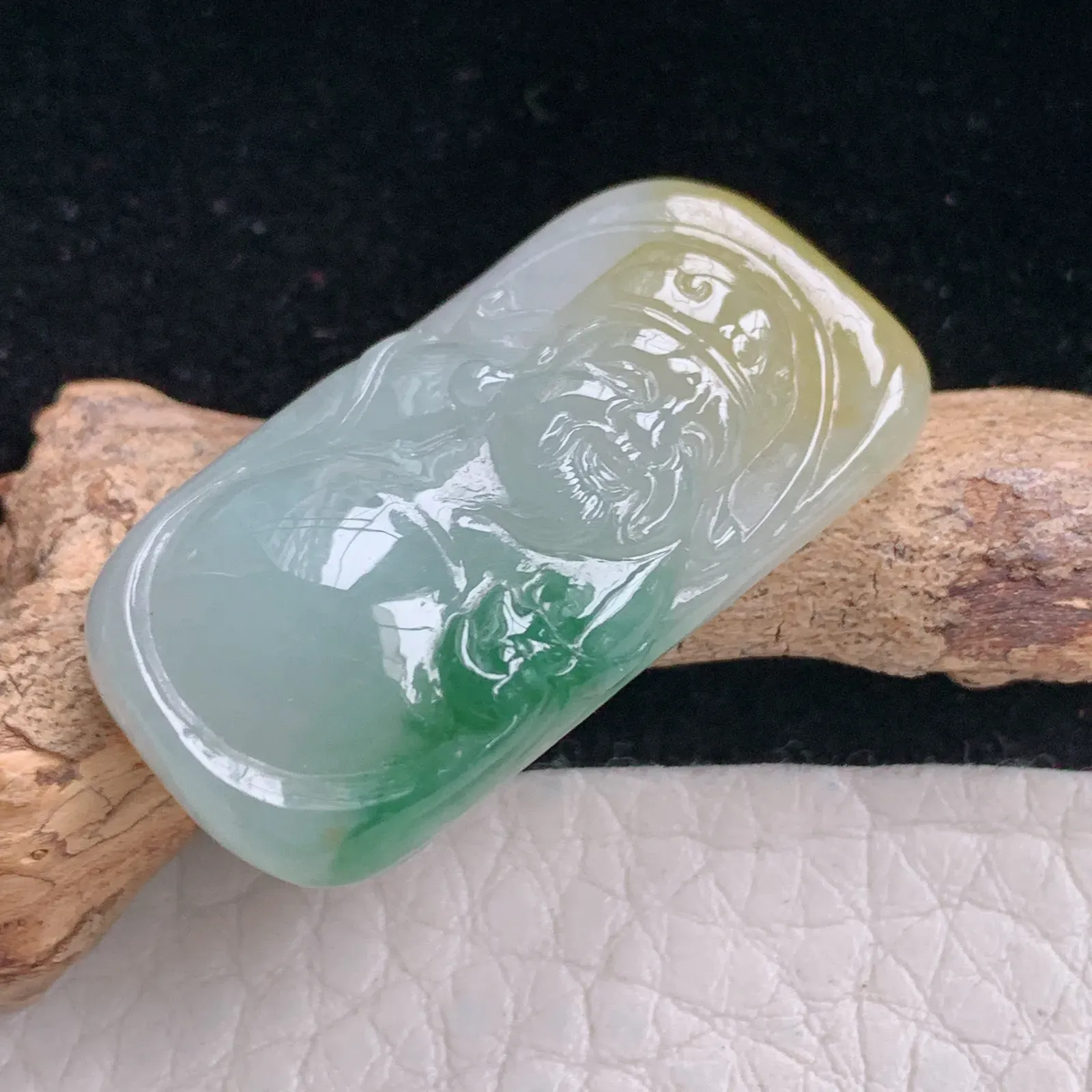 lz实拍32.2*16*6.5缅甸翡翠精雕冰三彩财神 财爷玉吊坠 玉挂坠