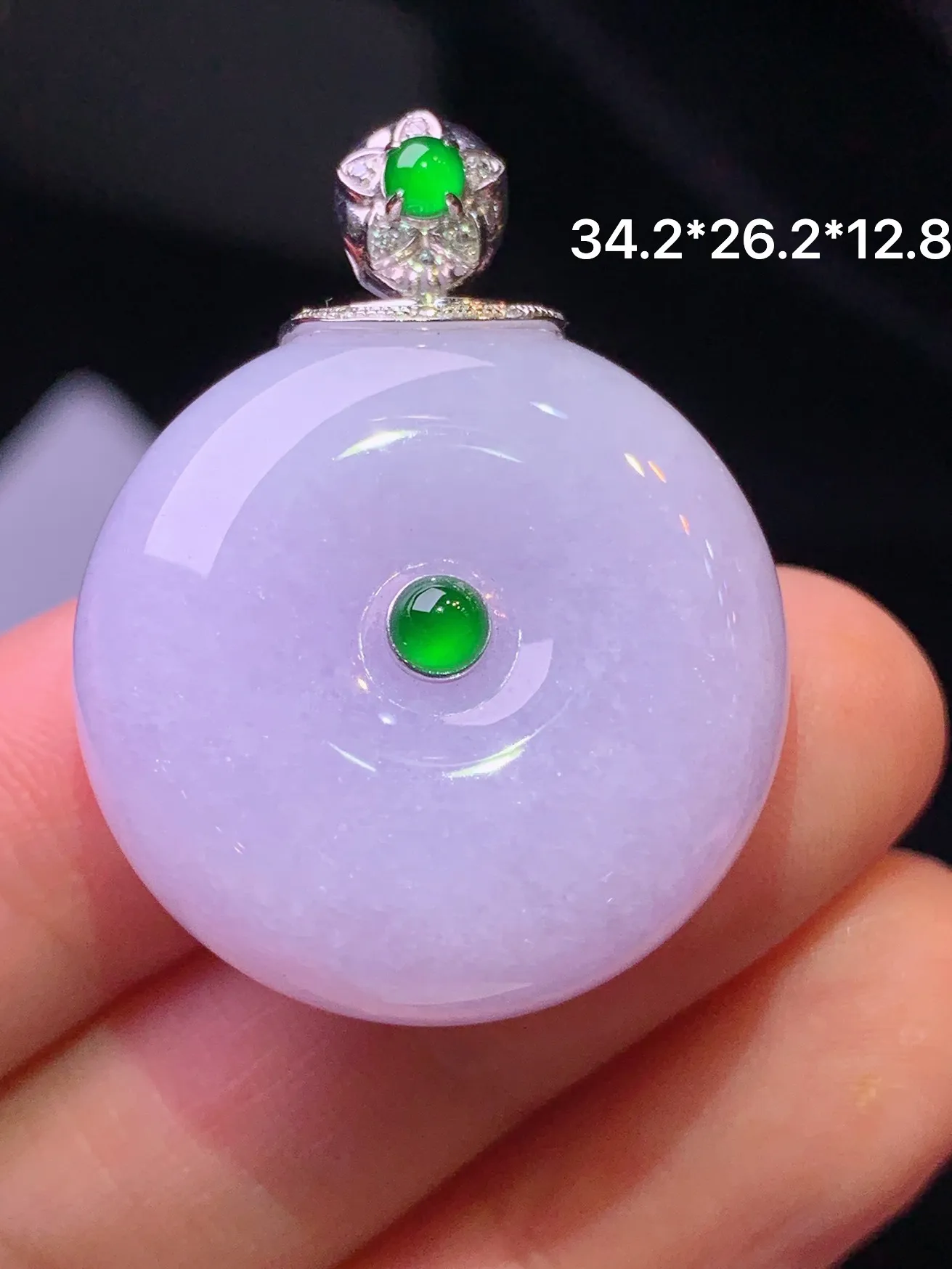 紫罗兰平安扣吊坠 玉质细腻 色泽清新艳丽 整体尺寸34.2*26.2*12.8