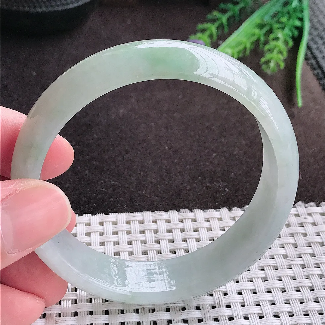 实拍A货翡翠58/15.8/7.2老坑秀气冰润轮胎手镯宽边翡翠玉镯女款