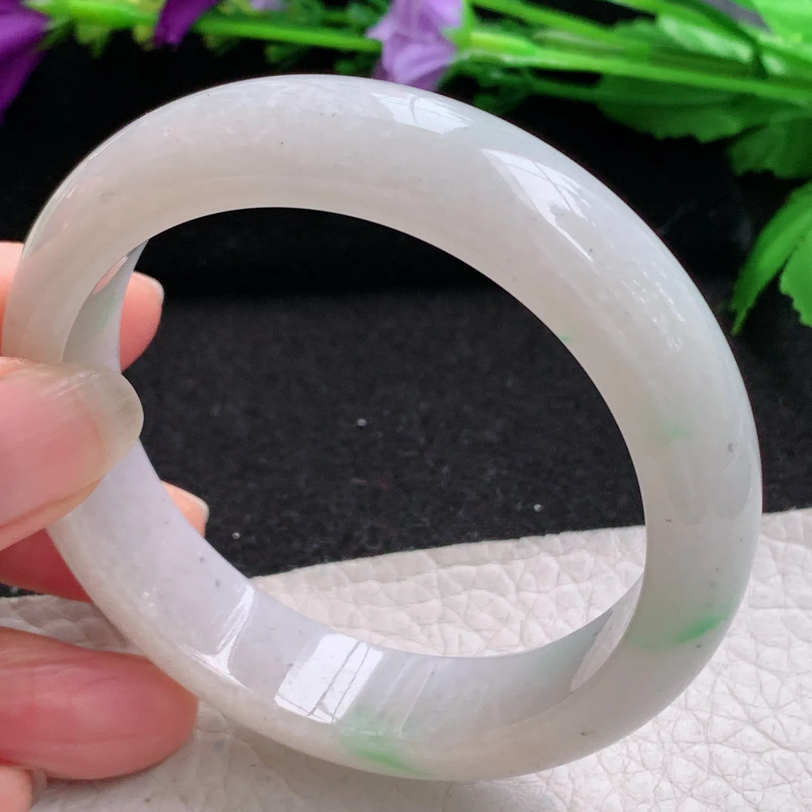 ee实拍55*14*8.5平安镯 缅甸翡翠精美飘绿宽边玉手镯 玉手环