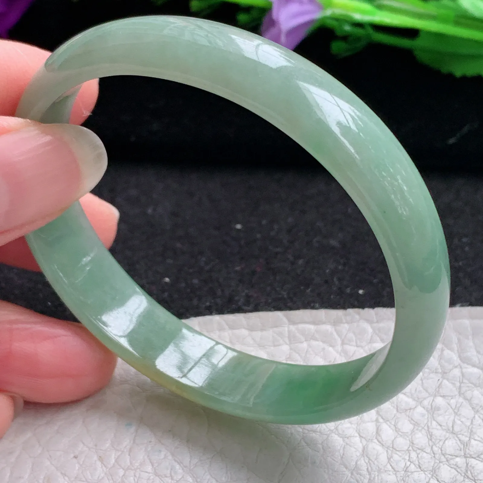 ee实拍56*52*12.2*5.2贵妃镯 缅甸翡翠精美黄加绿细润椭形玉手镯 玉手环