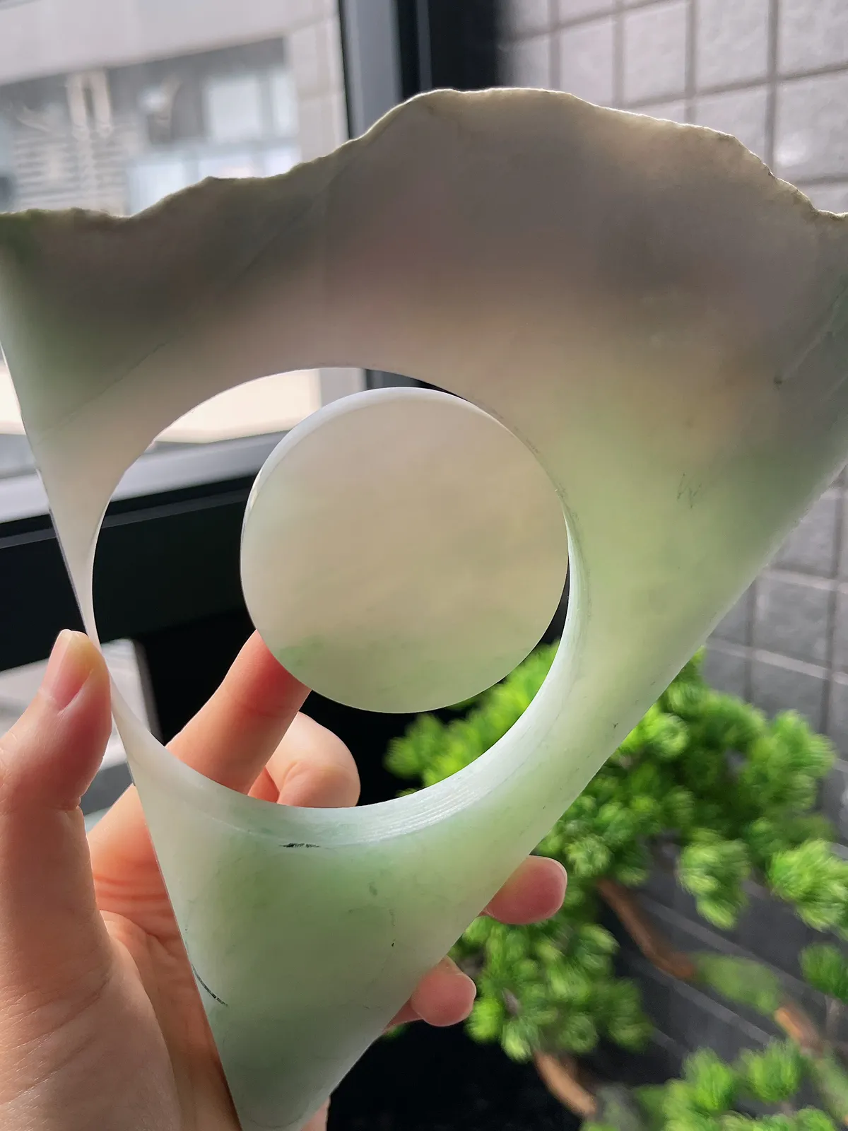 翡翠冰糯片料，很细腻