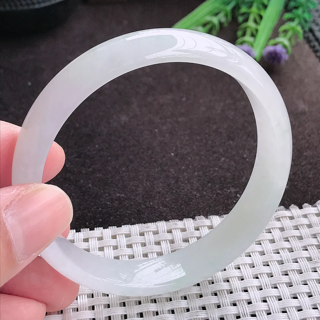 实拍A货翡翠59/13.1/6.3老坑冰透起胶月光白手镯宽边翡翠玉镯女款