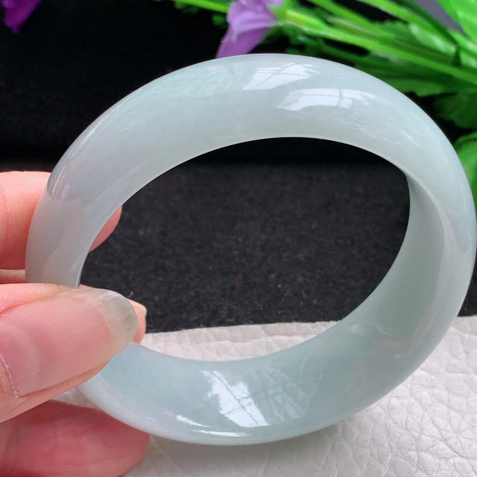 js稀有宽度55*19.8*8轮胎镯 缅甸翡翠精美浅绿大气宽边玉手镯 玉手环