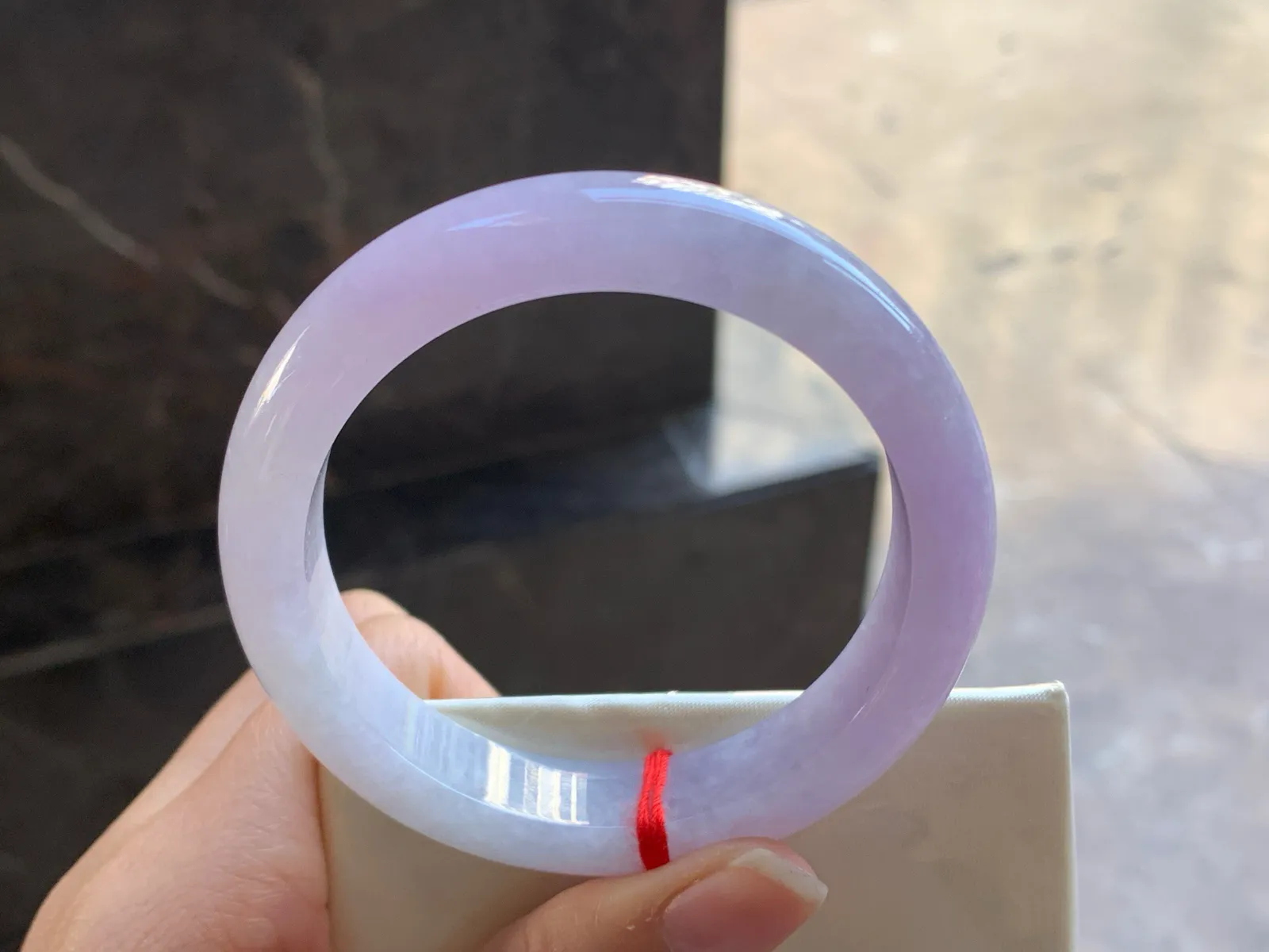 53.5-12.4-8.3

紫罗兰手镯^_^玉质温润 细腻