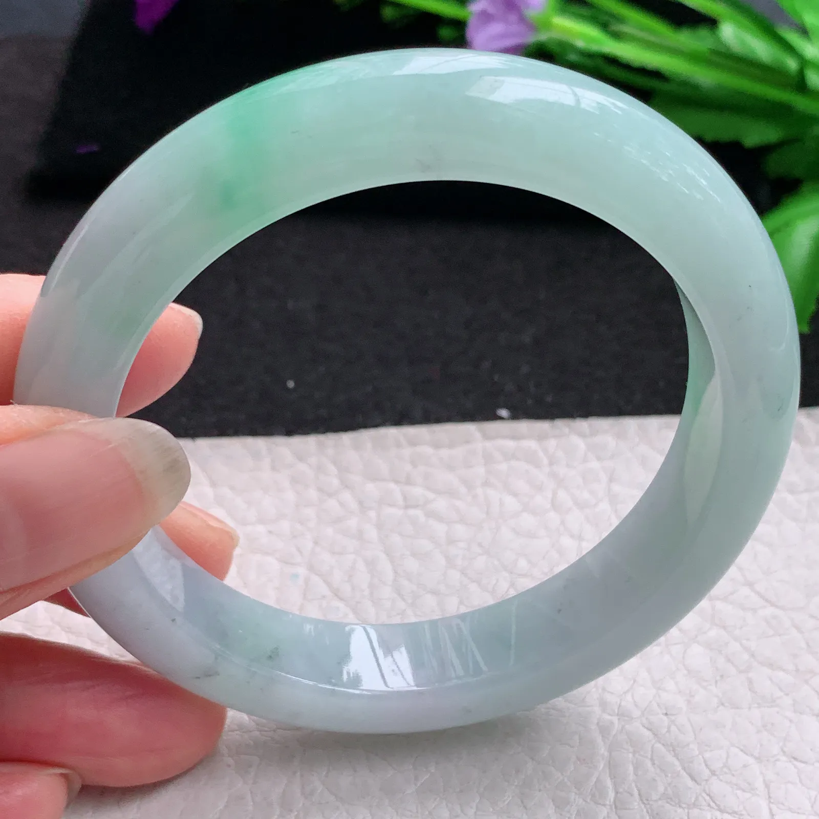 nr实拍57.3*12*9平安镯 缅甸翡翠精美飘绿宽边玉手镯 玉手环