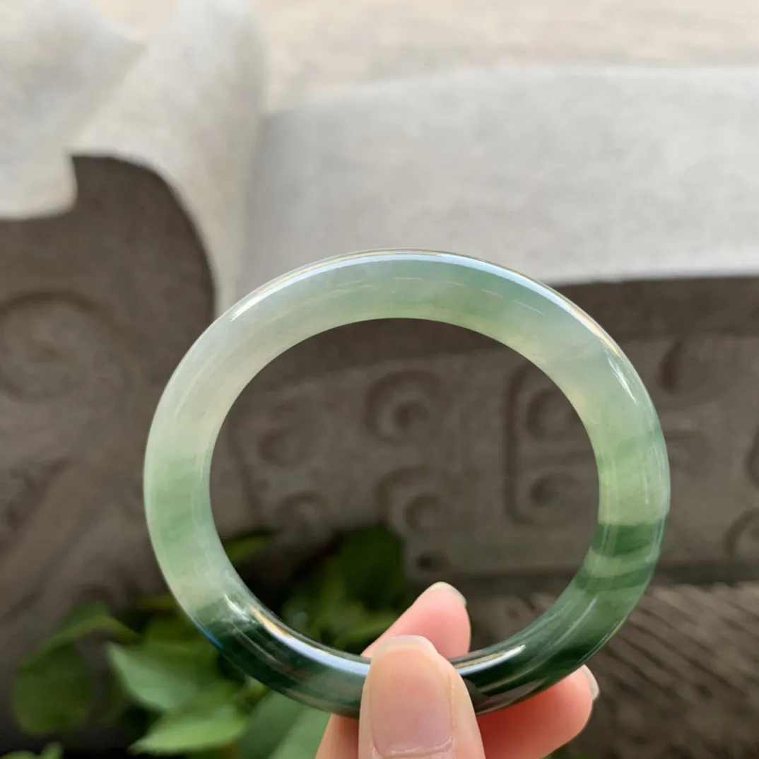 小圈口52.8-8.9 【油绿圆条手镯】圆条52 53可戴