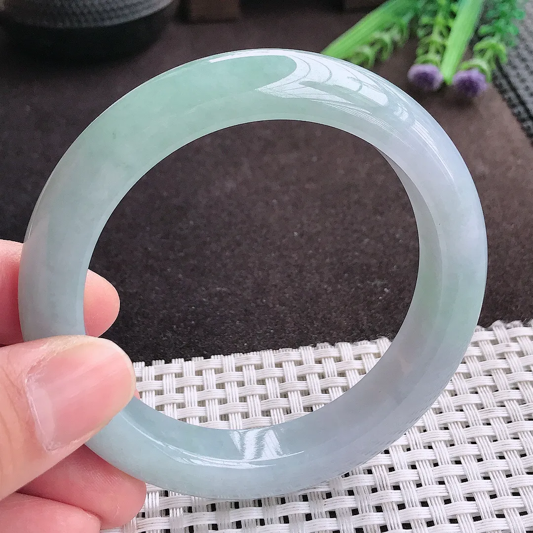 实拍A货翡翠59/12.5/9.6老坑冰润起胶冰晴厚装手镯宽边翡翠玉镯女款