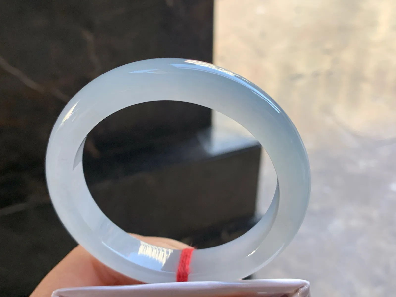 57-12.2-8.6

冰种手镯^_^水润冰透 清新