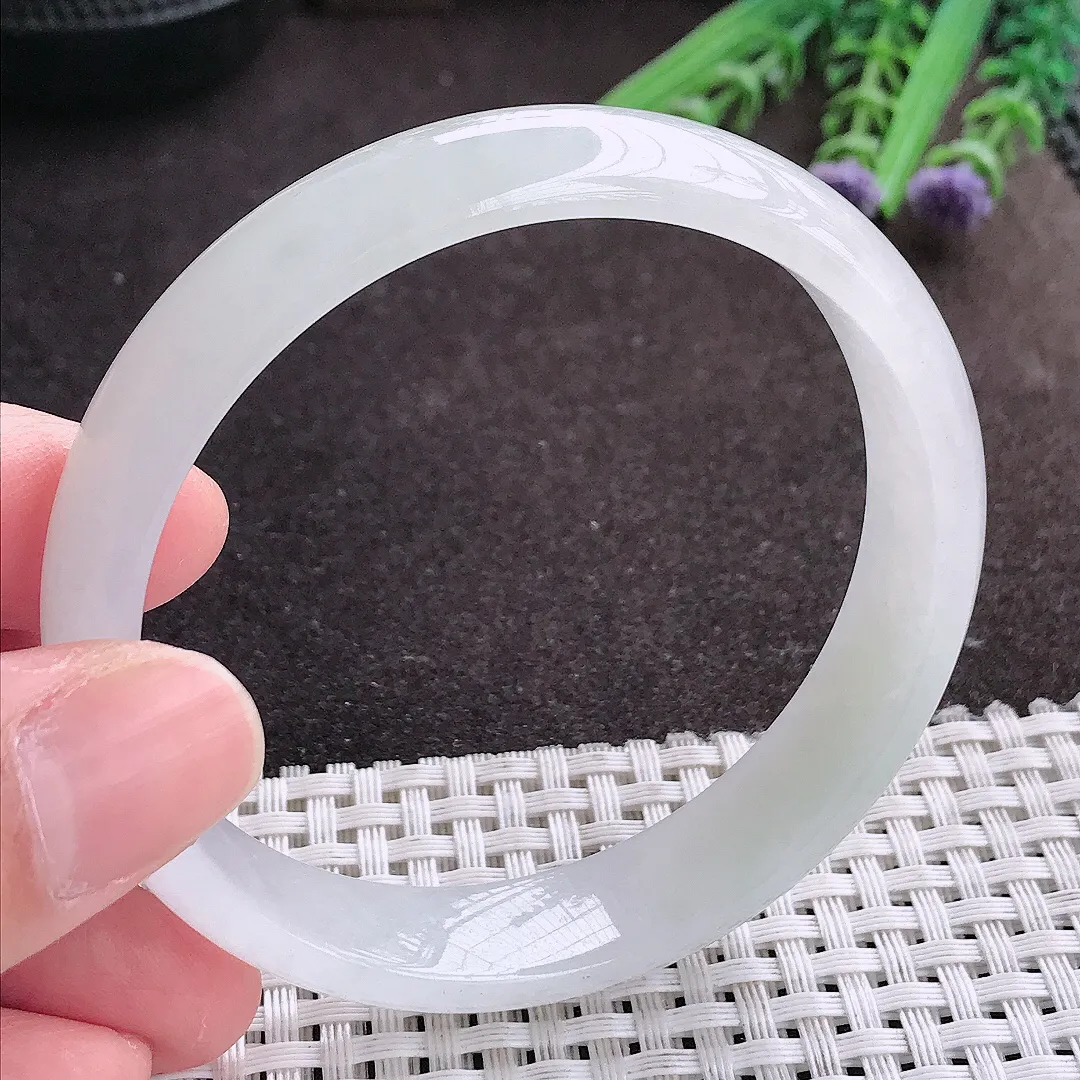 实拍A货翡翠59/13.1/6.3老坑冰透起胶月光白手镯宽边翡翠玉镯女款