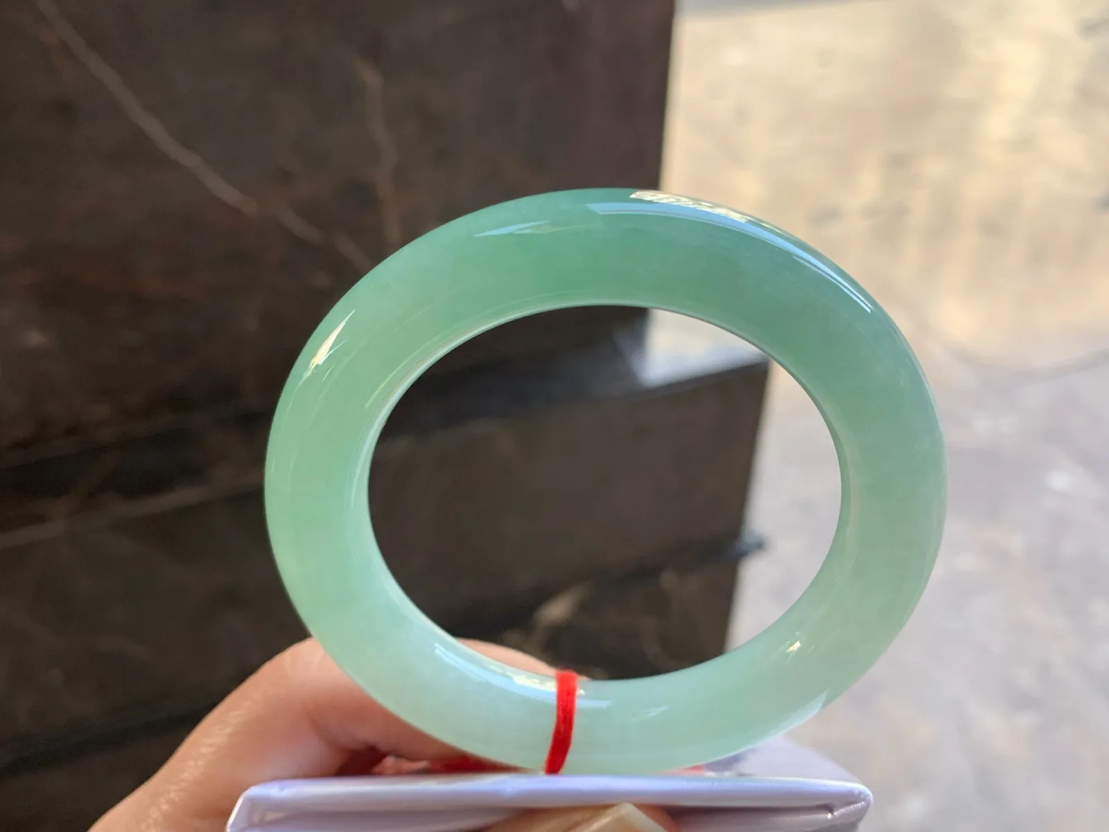 56-12.3

晴绿圆条手镯^_^清新